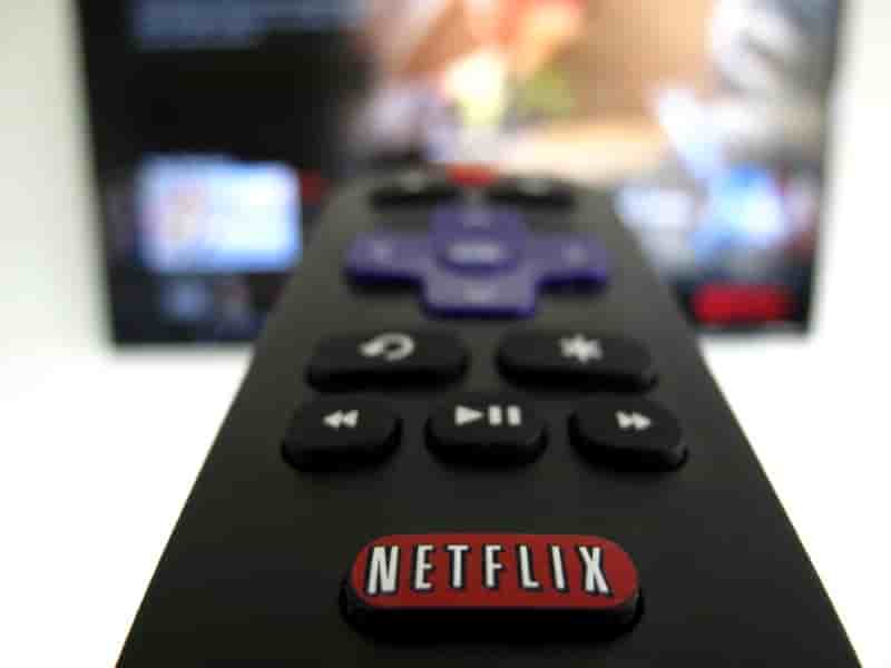 Netflix attire plus d'abonnes que prevu avec ses propres series