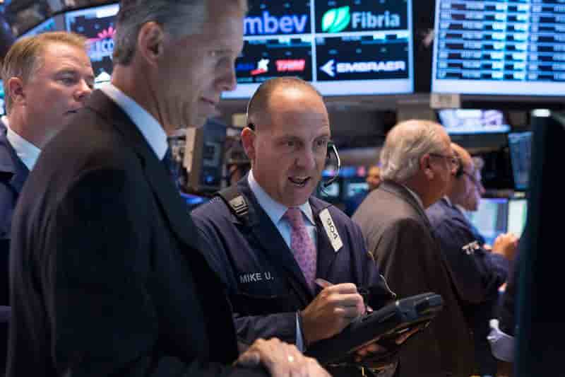 Wall Street ouvre en légère hausse