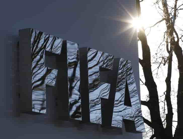 Le comite d'ethique de la fifa sanctionne beckenbauer