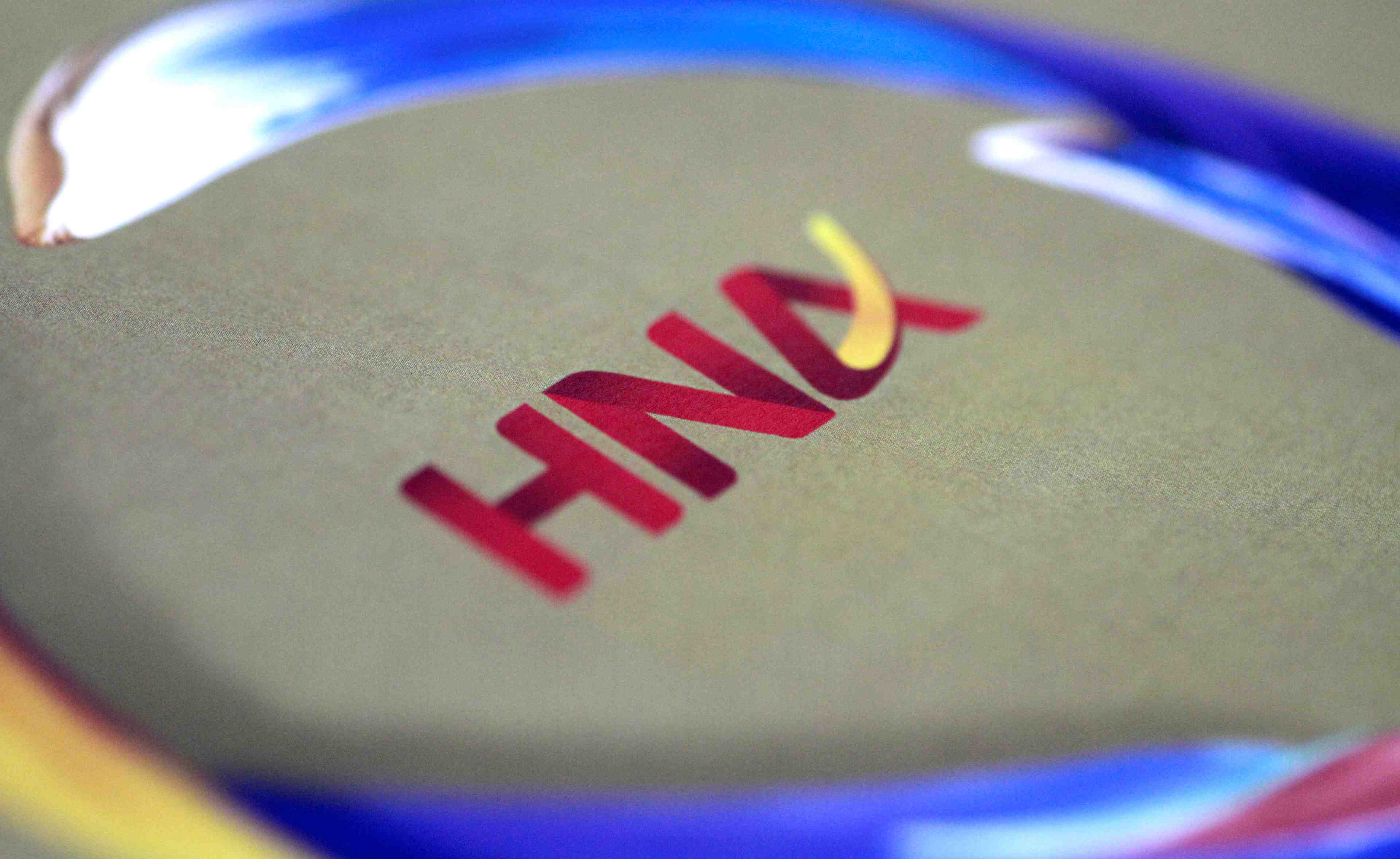 Le groupe chinois hna, en crise de liquidites, se dit confiant