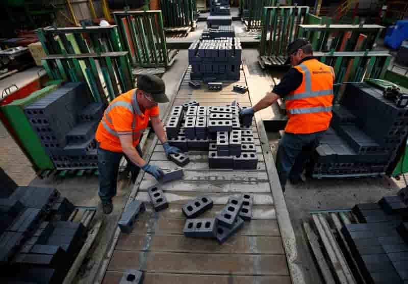 Net ralentissement dans l'industrie en grande-bretagne en avril