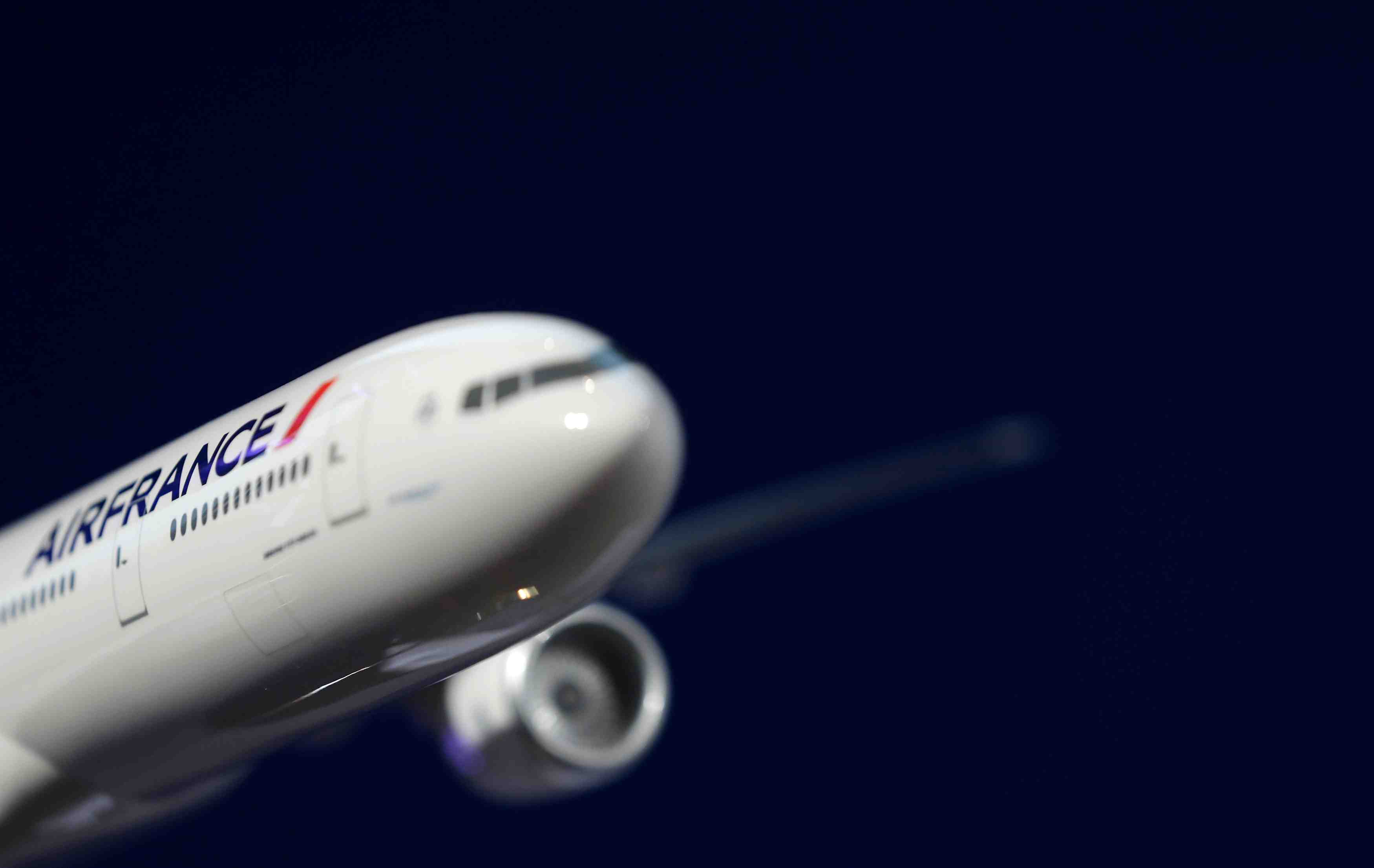Air france et klm echangent des commandes de boeing et d'airbus