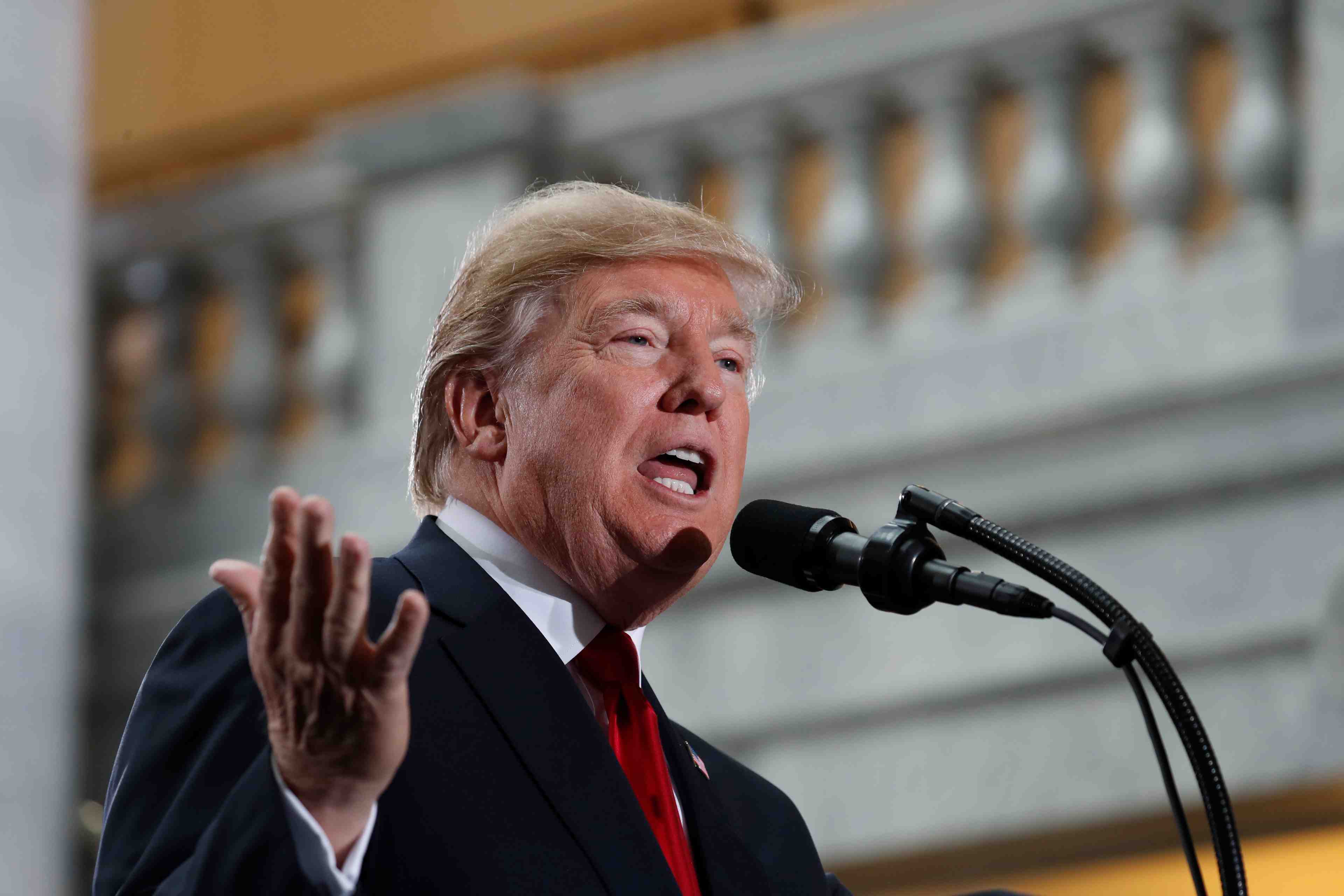 Trump reporte l'annonce sur un eventuel transfert de l'ambassade us a jerusalem