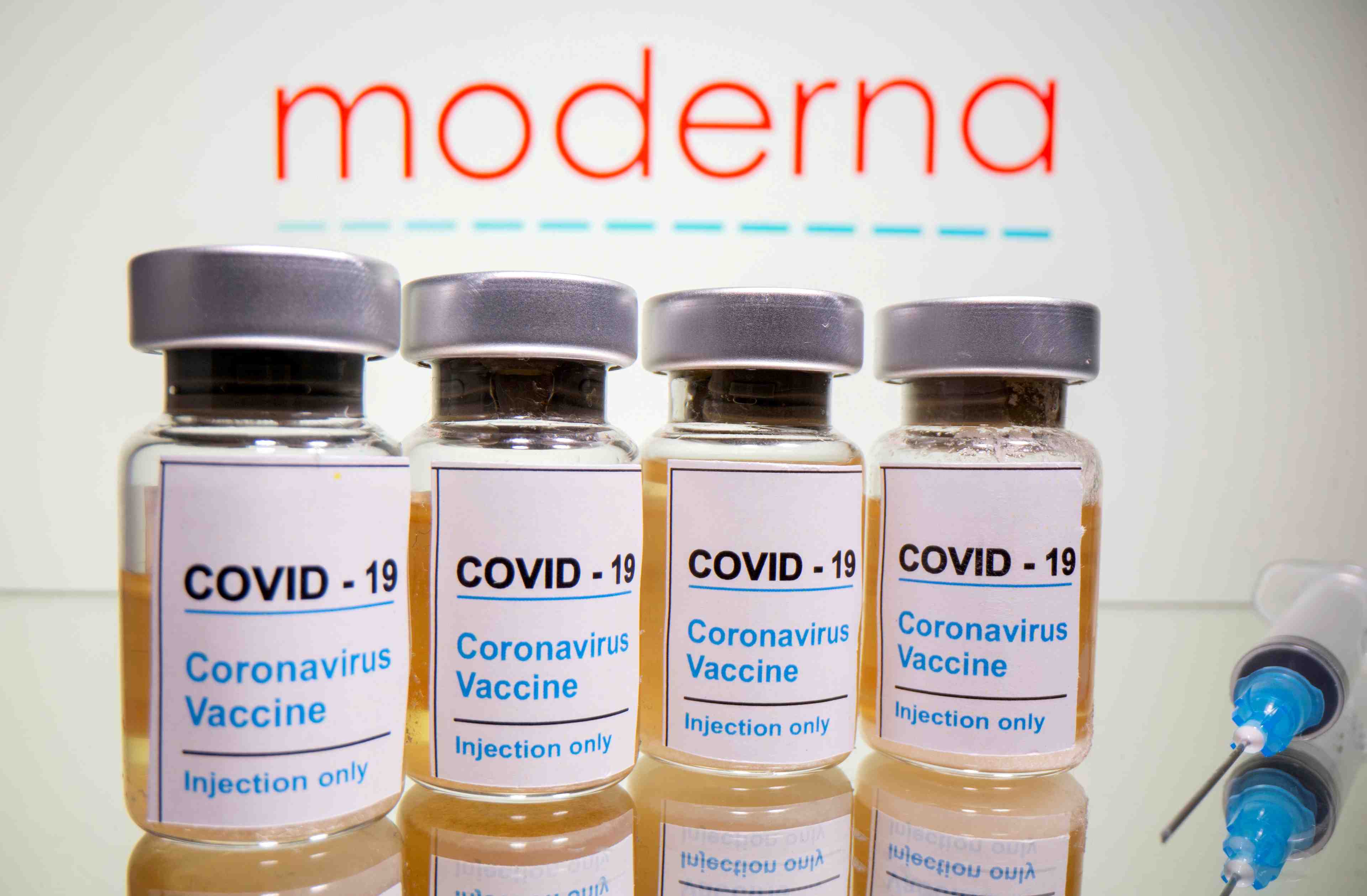 Coronavirus: le vaccin moderna autorise en grande-bretagne
