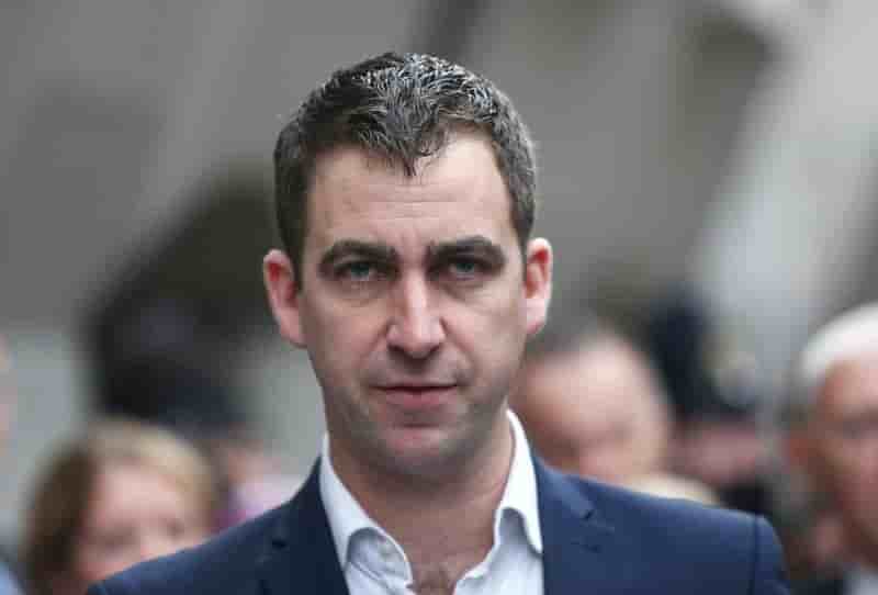 Save the children uk s'excuse pour le comportement passe d'un dirigeant
