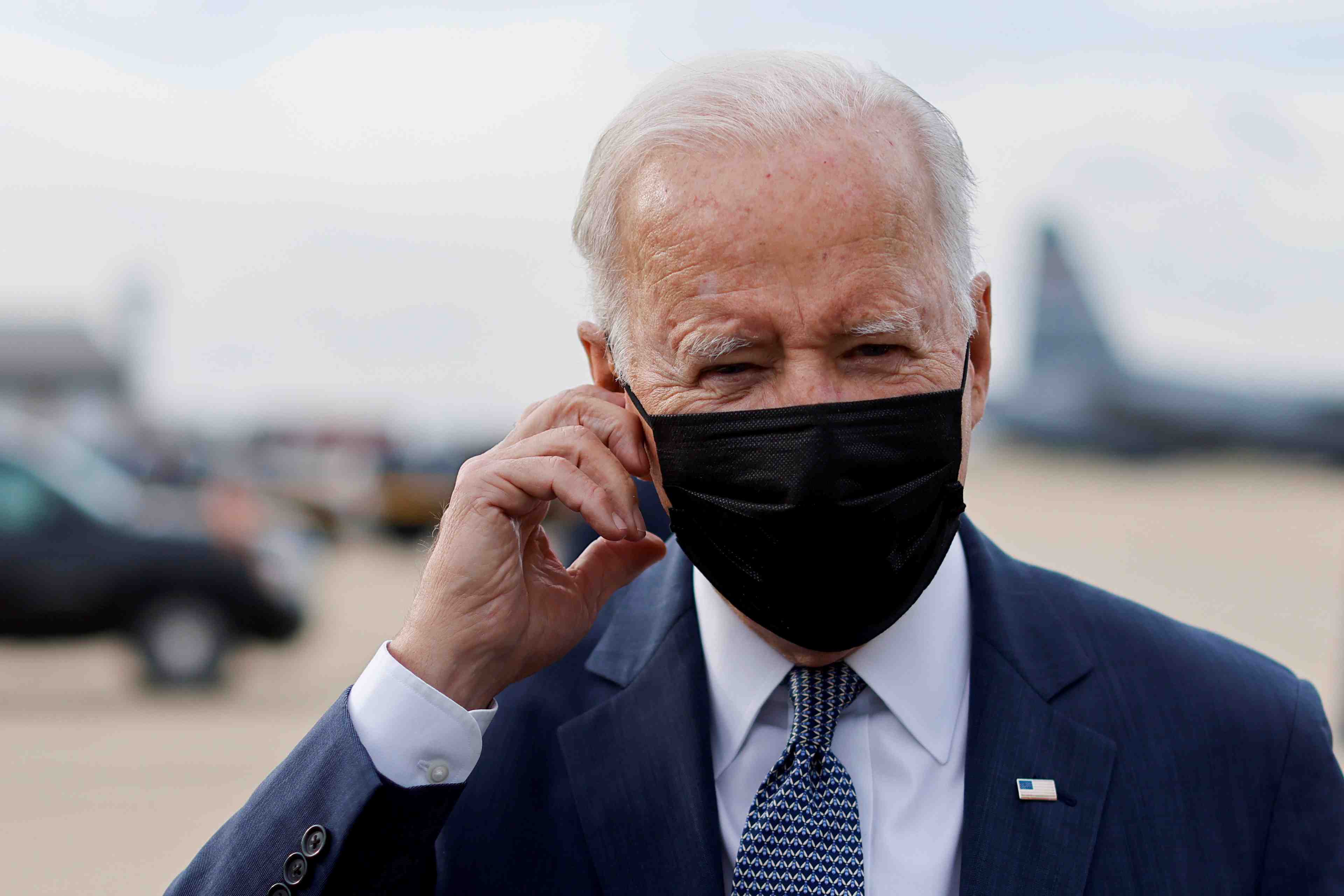 Le sommet des pays de l'asean se tient sans dirigeant birman, avec biden