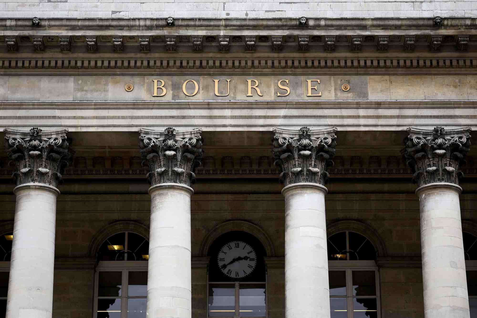 Les bourses europeennes, a l'exception de londres, terminent en baisse