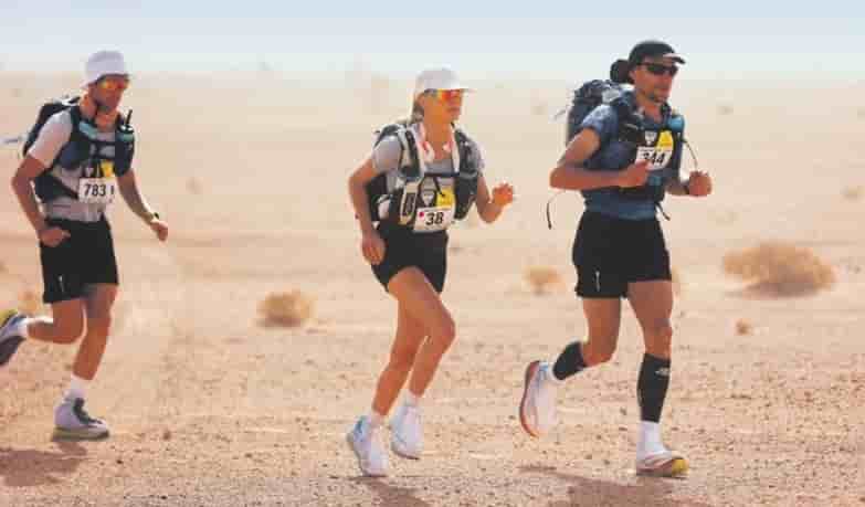 Maryline Nakache pendant le Marathon des Sables 2023, au Maroc.