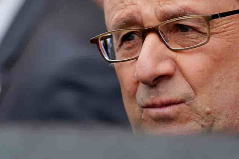Hollande fustige les projets protectionnistes du fn
