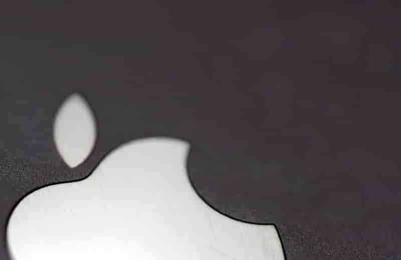 Apple defend la precision du systeme face id de l'iphone x