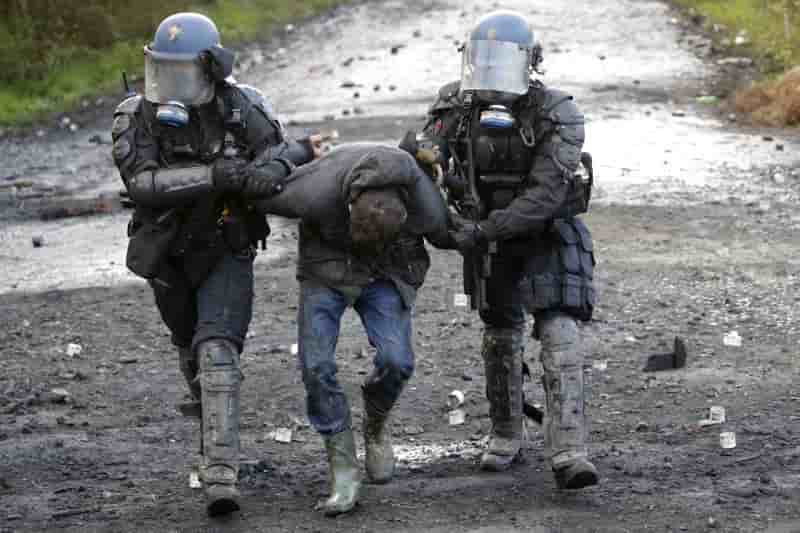 La zad de notre-dame-des-landes s'attend a la reprise des expulsions