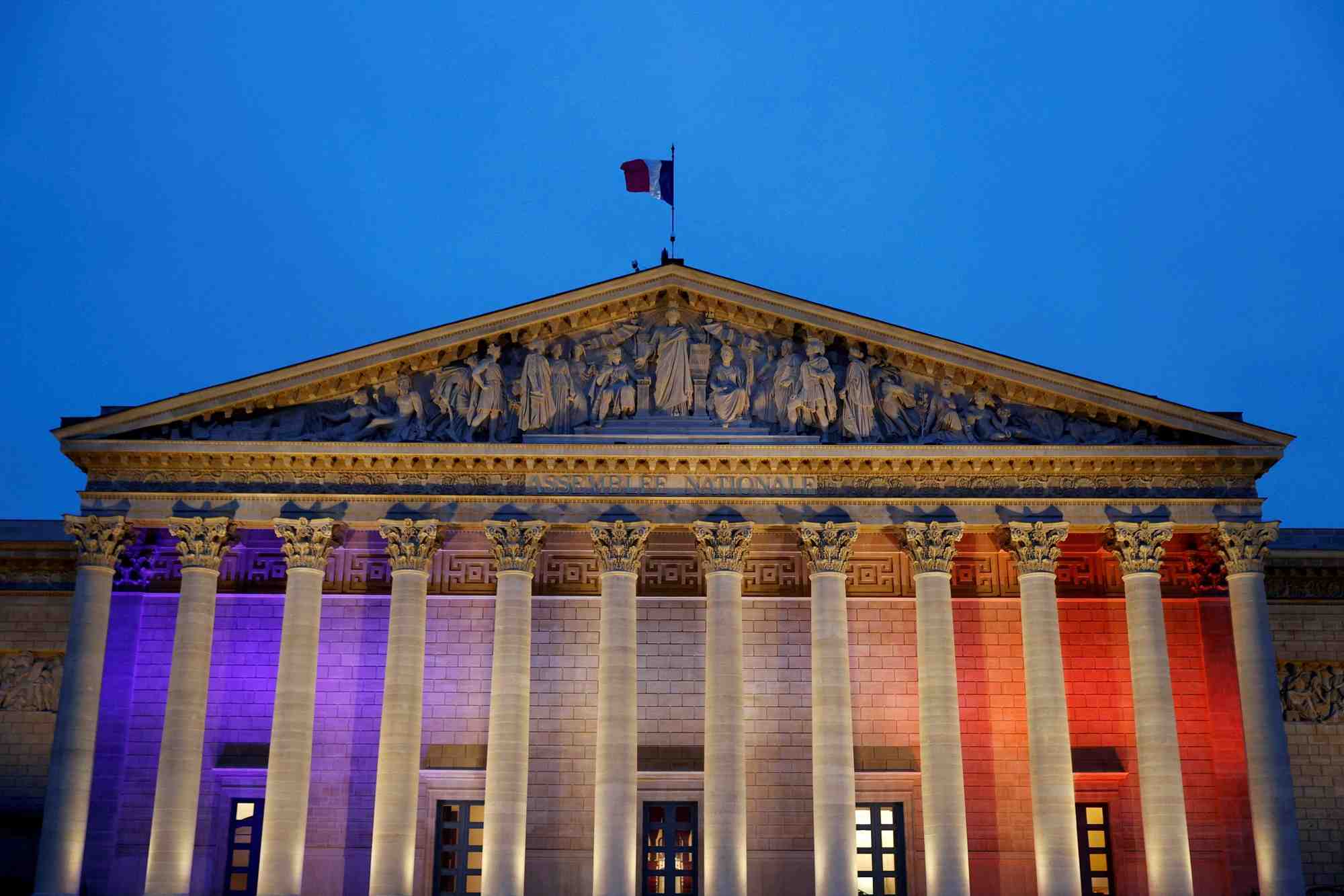 Le palais-bourbon, batiment qui abrite l'assemblee nationale francaise