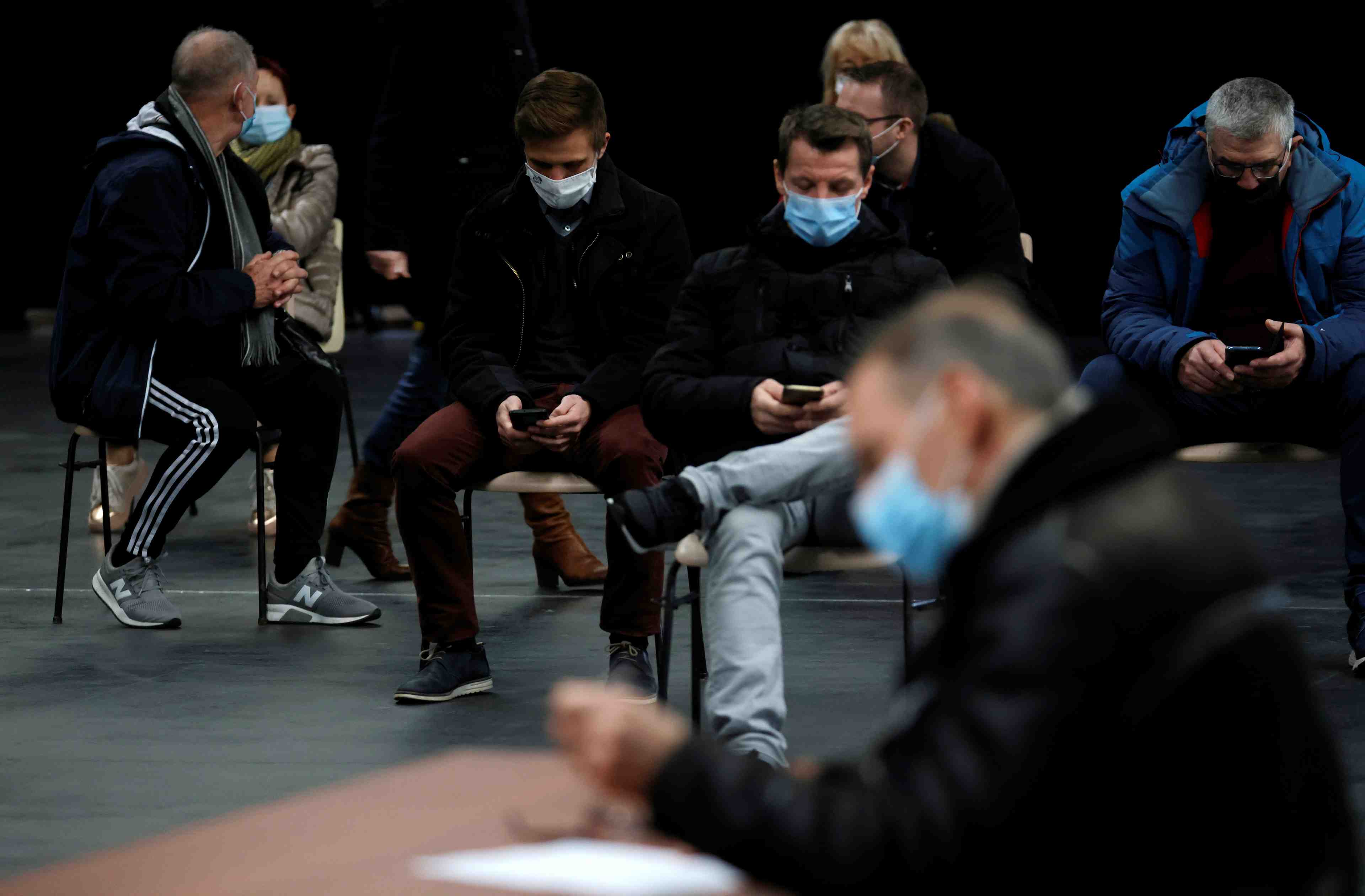 France/coronavirus: le maire de dunkerque pas oppose a un confinement
