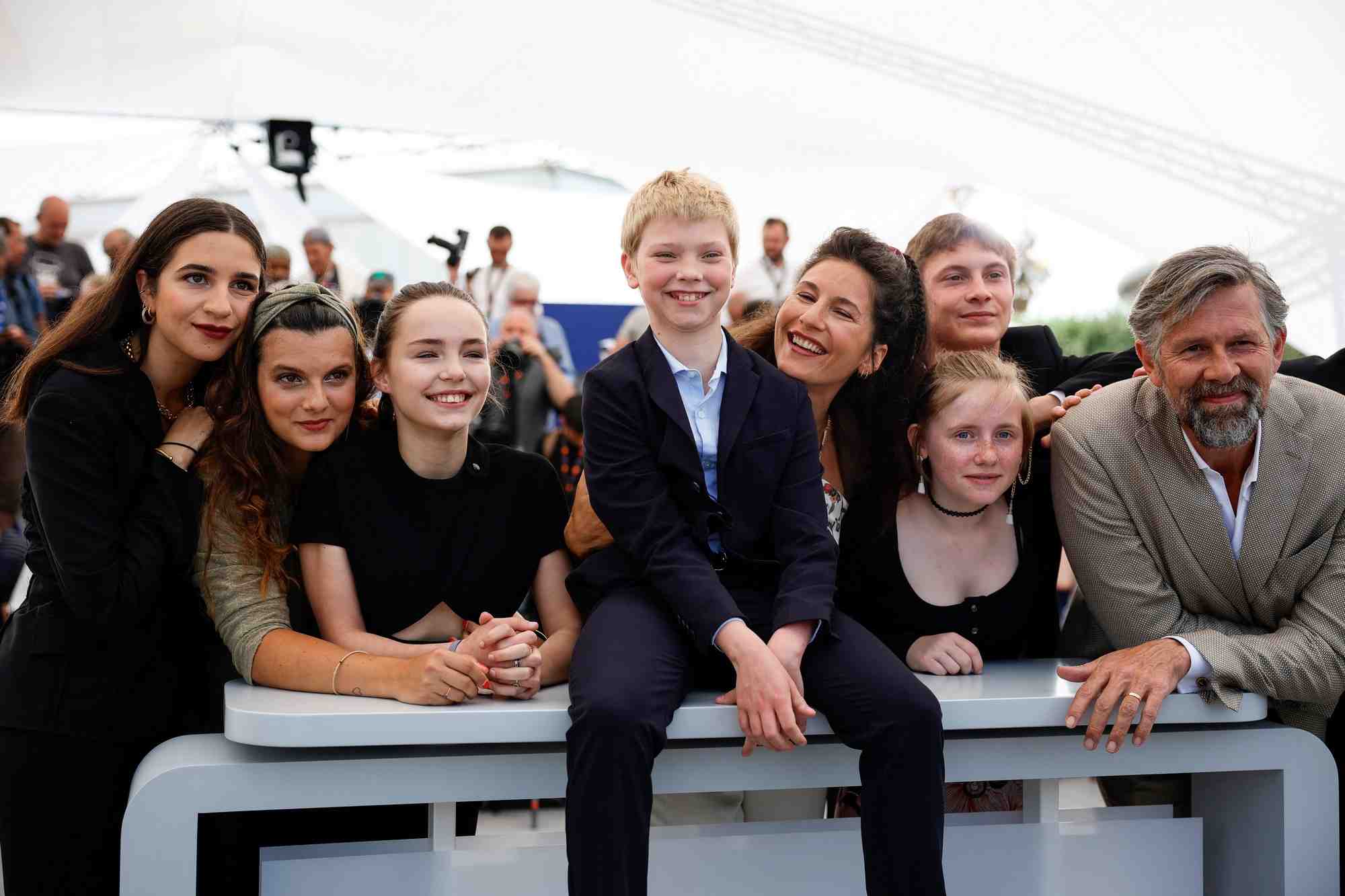 "les pires" remporte le prix de la section "un certain regard" a cannes