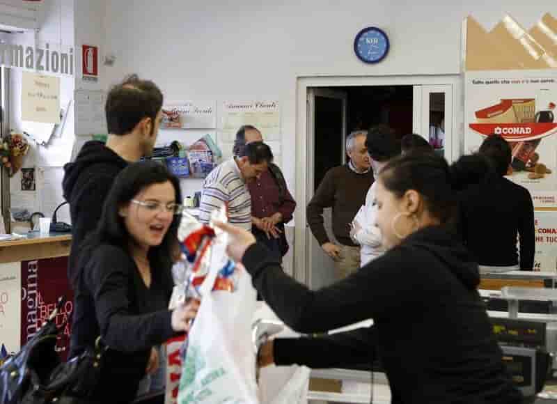 Le moral des consommateurs italiens se détériore fortement en août