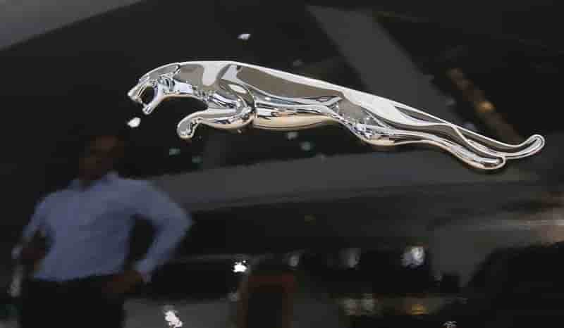Jaguar land rover ouvre son premier site de moteurs a l'etranger