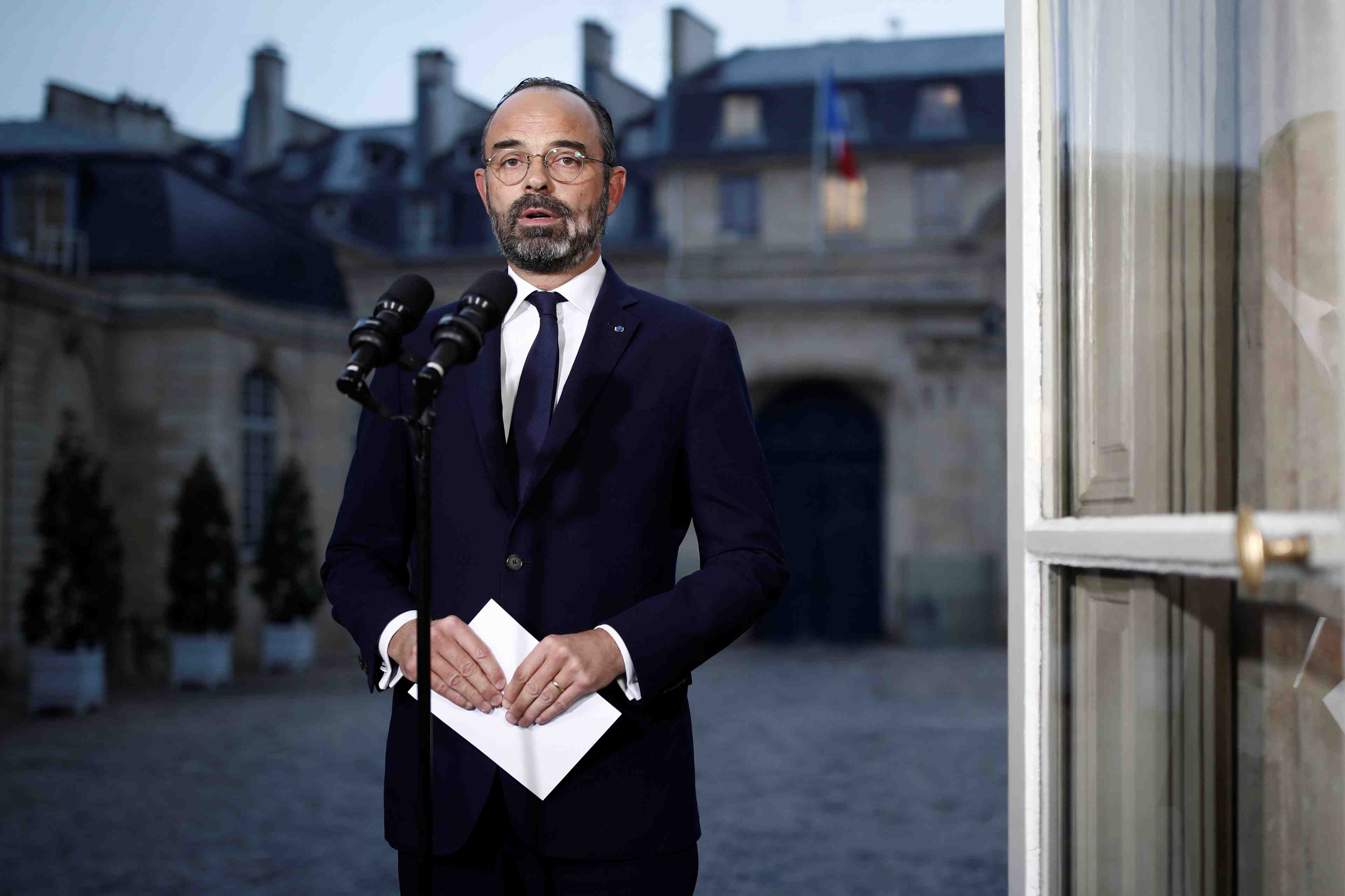 Philippe fait une ouverture sur les regimes de retraite sncf et ratp