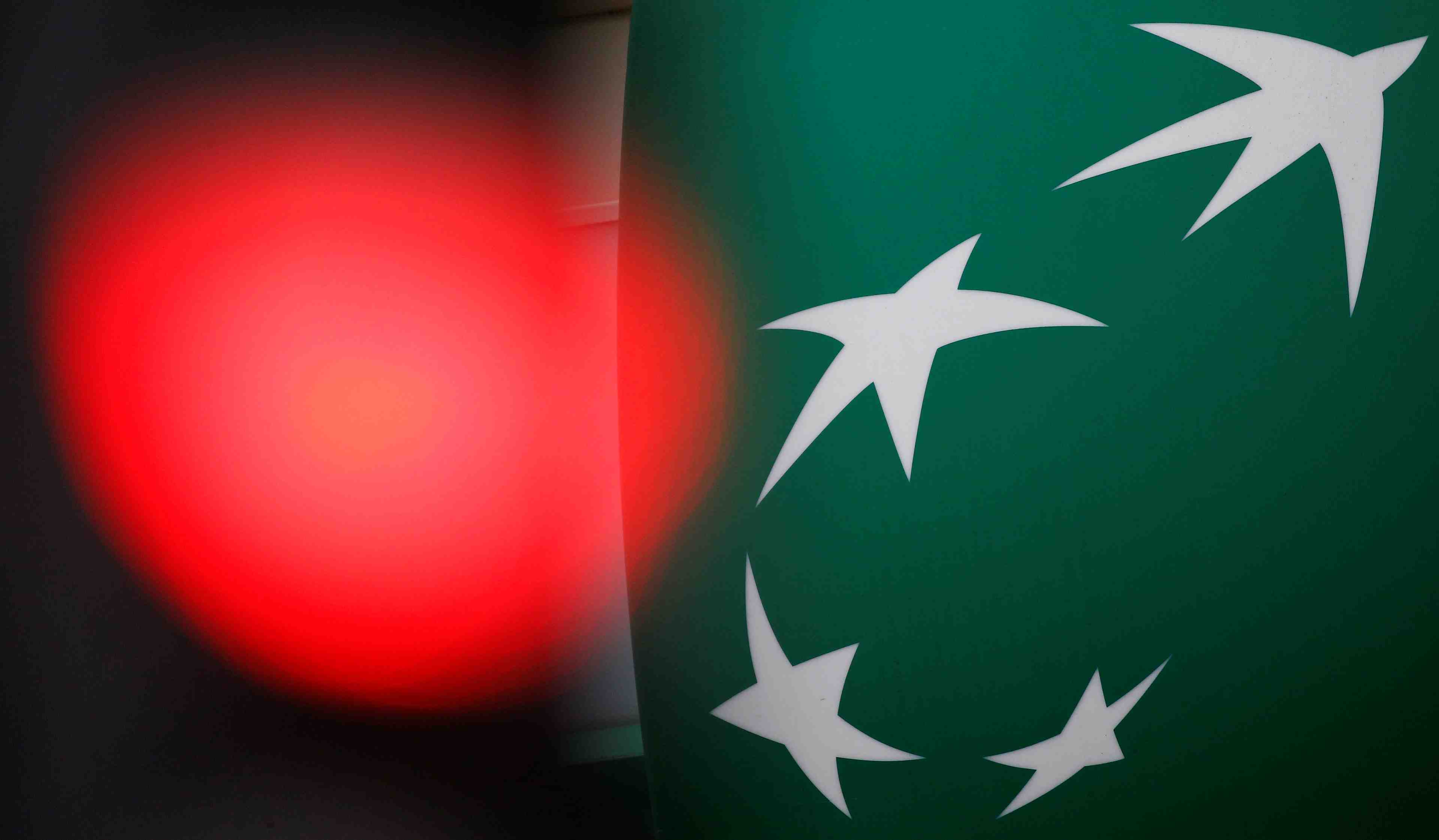 Bnp paribas revoit ses objectifs a cause des activites de marche