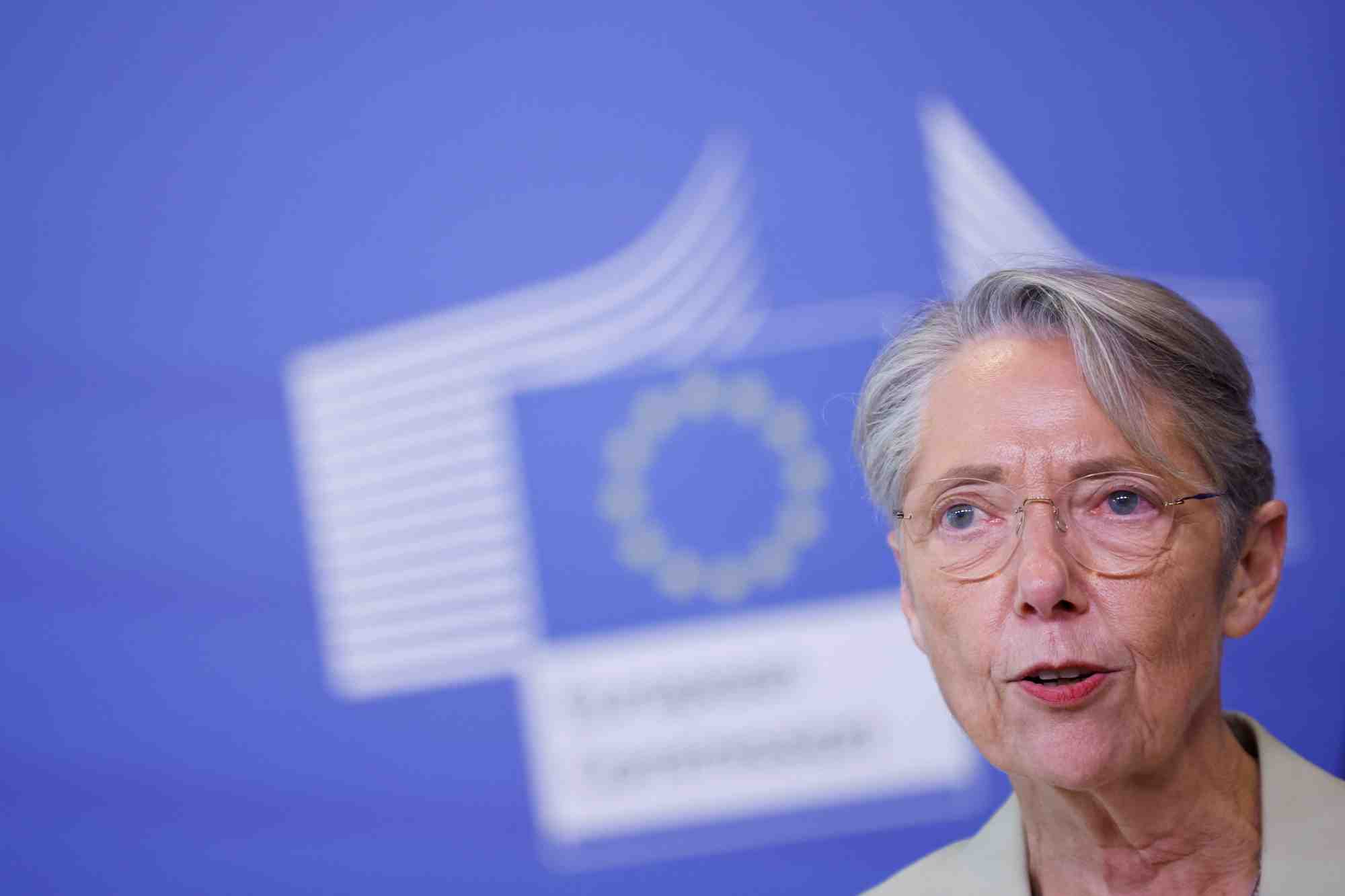 Le premier ministre francais elisabeth borne participe a une conference de presse a bruxelles