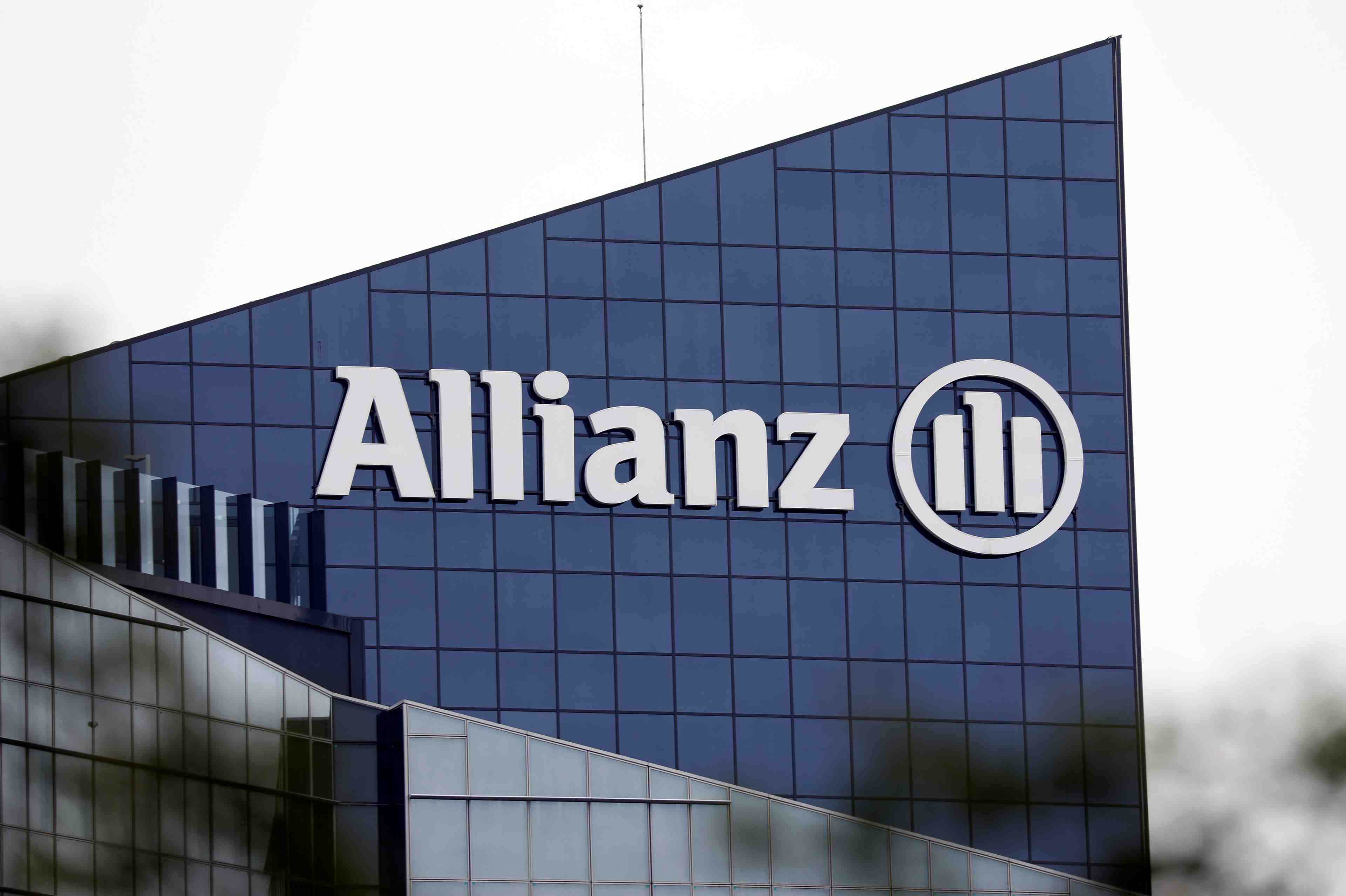 Allianz: hausse surprise de 6% de son benefice net au 3e trimestre