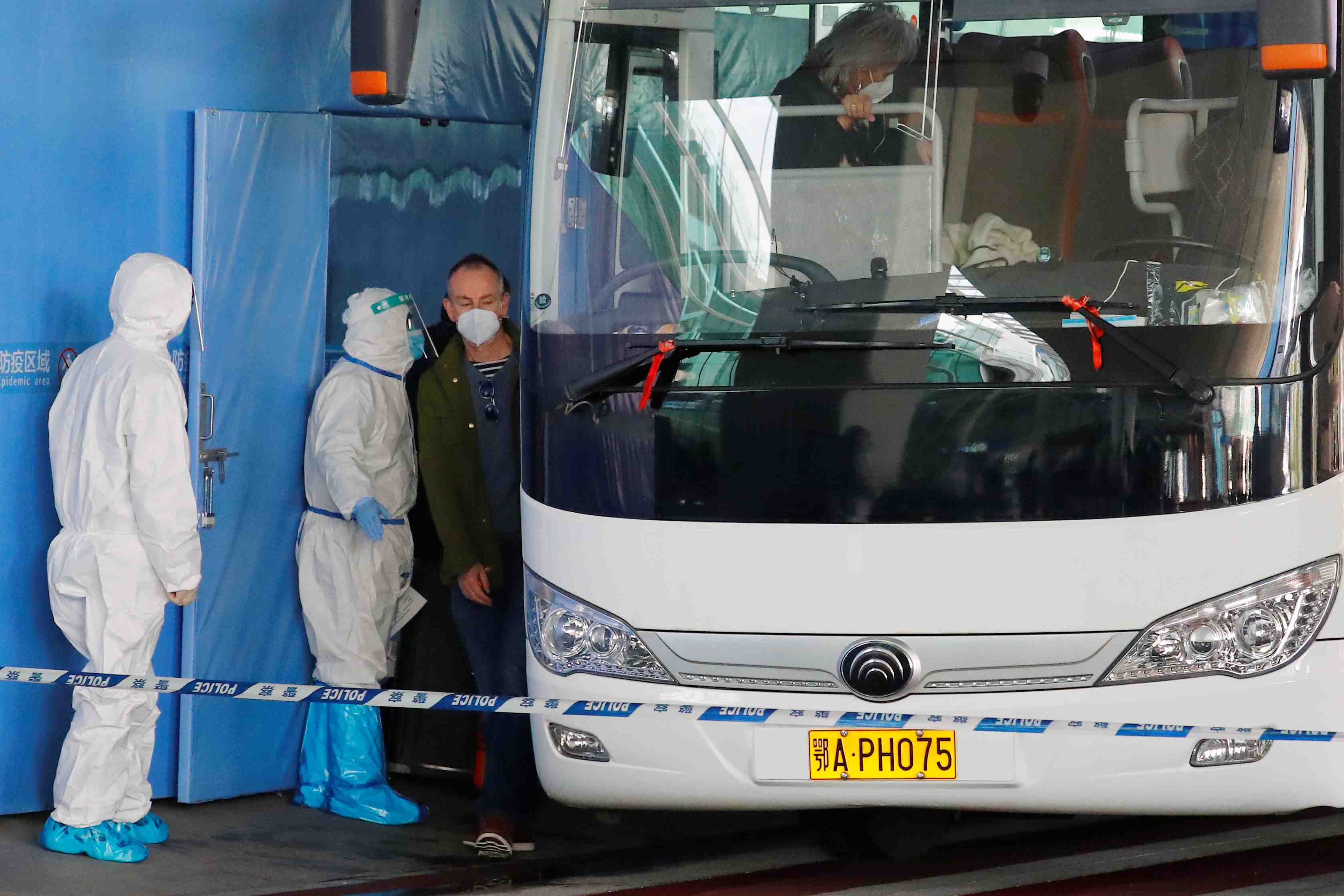 Coronavirus: les experts de l'oms sont arrives a wuhan