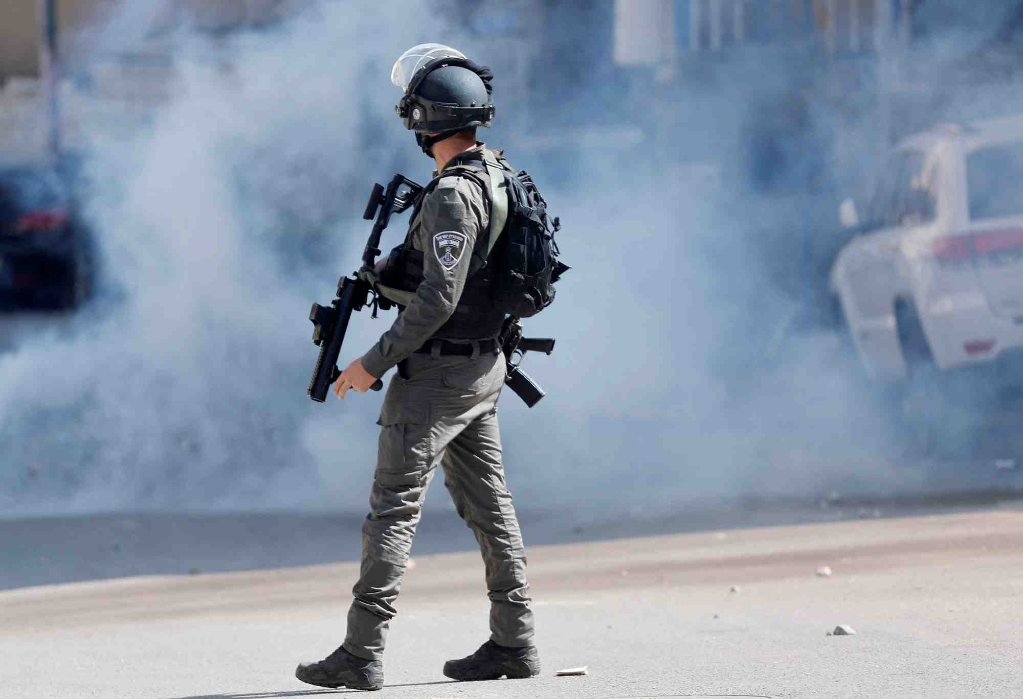 Un agent de securite israelien a jerusalem-est