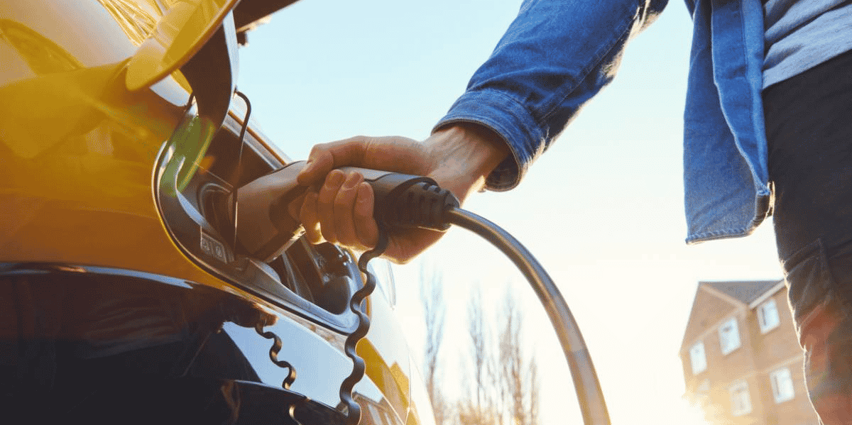 Petit bémol de cette année 2023 : en décembre, les ventes de voitures électriques neuves ont baissé, pour la première fois depuis avril 2020.