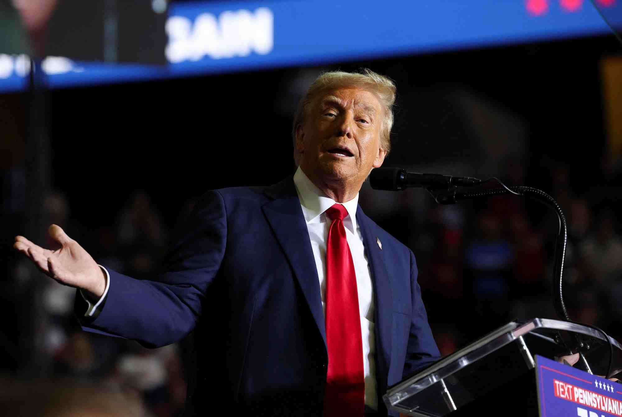 Donald trump, assiste a un evenement de campagne, a allentown, en pennsylvanie