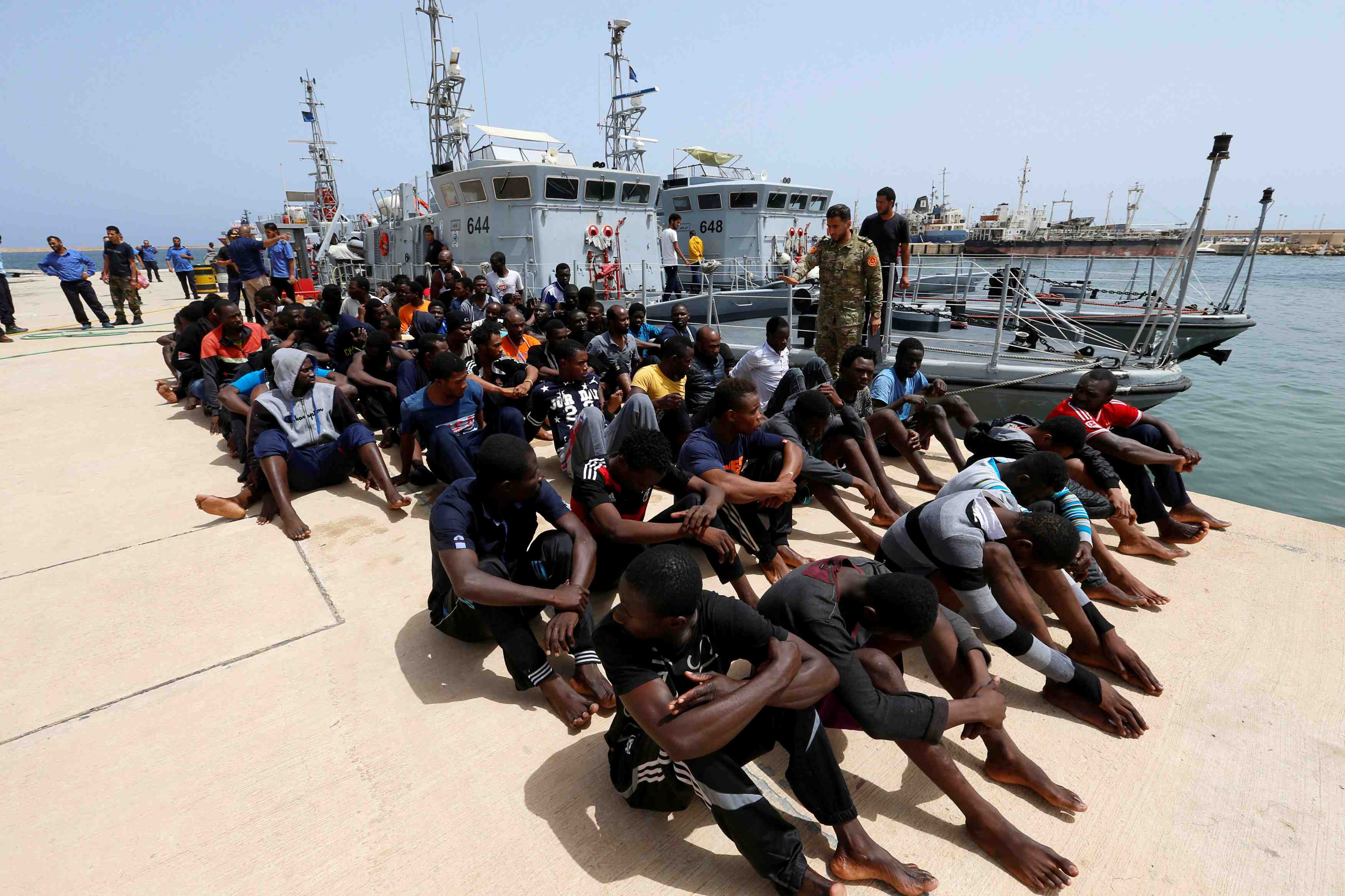 Le sort des migrants ne s'ameliore pas en libye, malgre les ong
