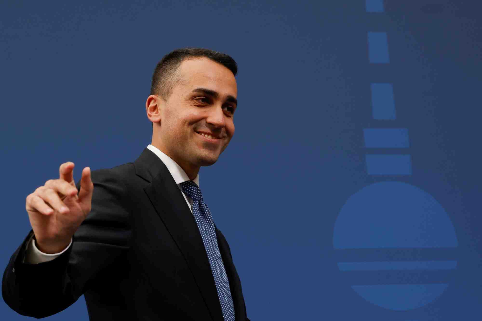 Italie: di maio accuse son parti de saper les efforts du gouvernement pour soutenir l'ukraine