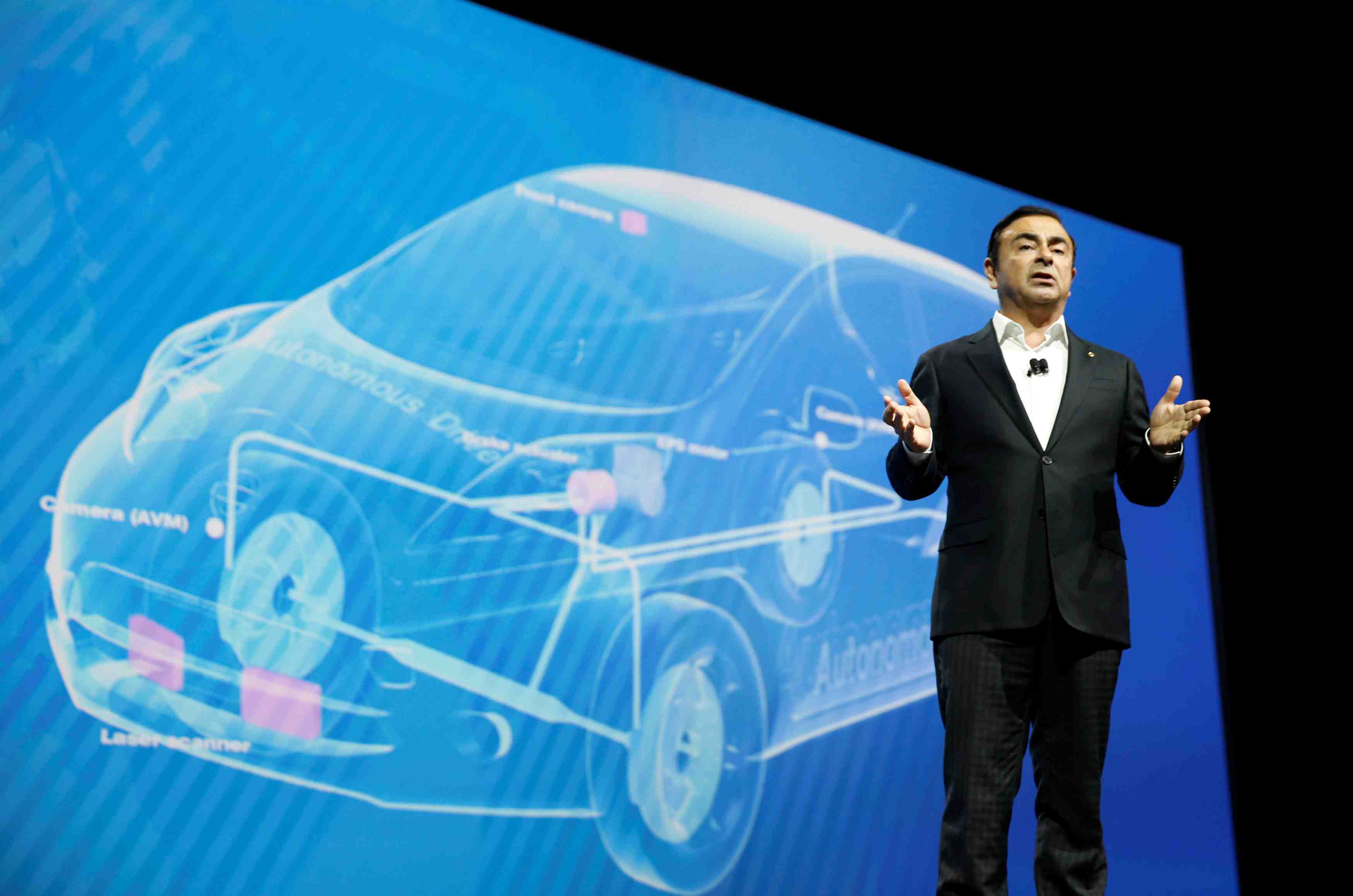 Renault-nissan a vendu plus de 400.000 vehicules electriques, dit ghosn