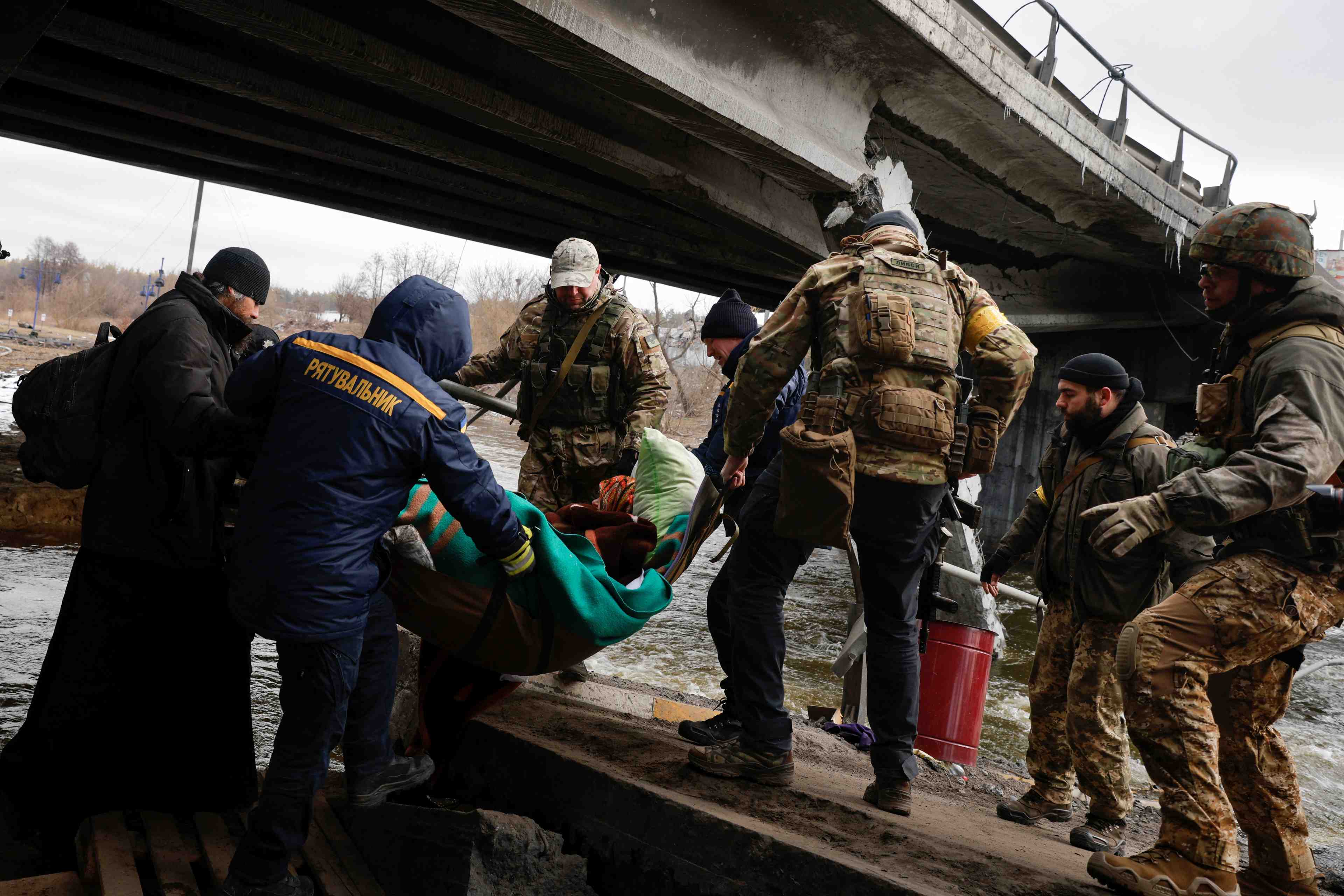 L'ukraine va ouvrir sept couloirs humanitaires jeudi
