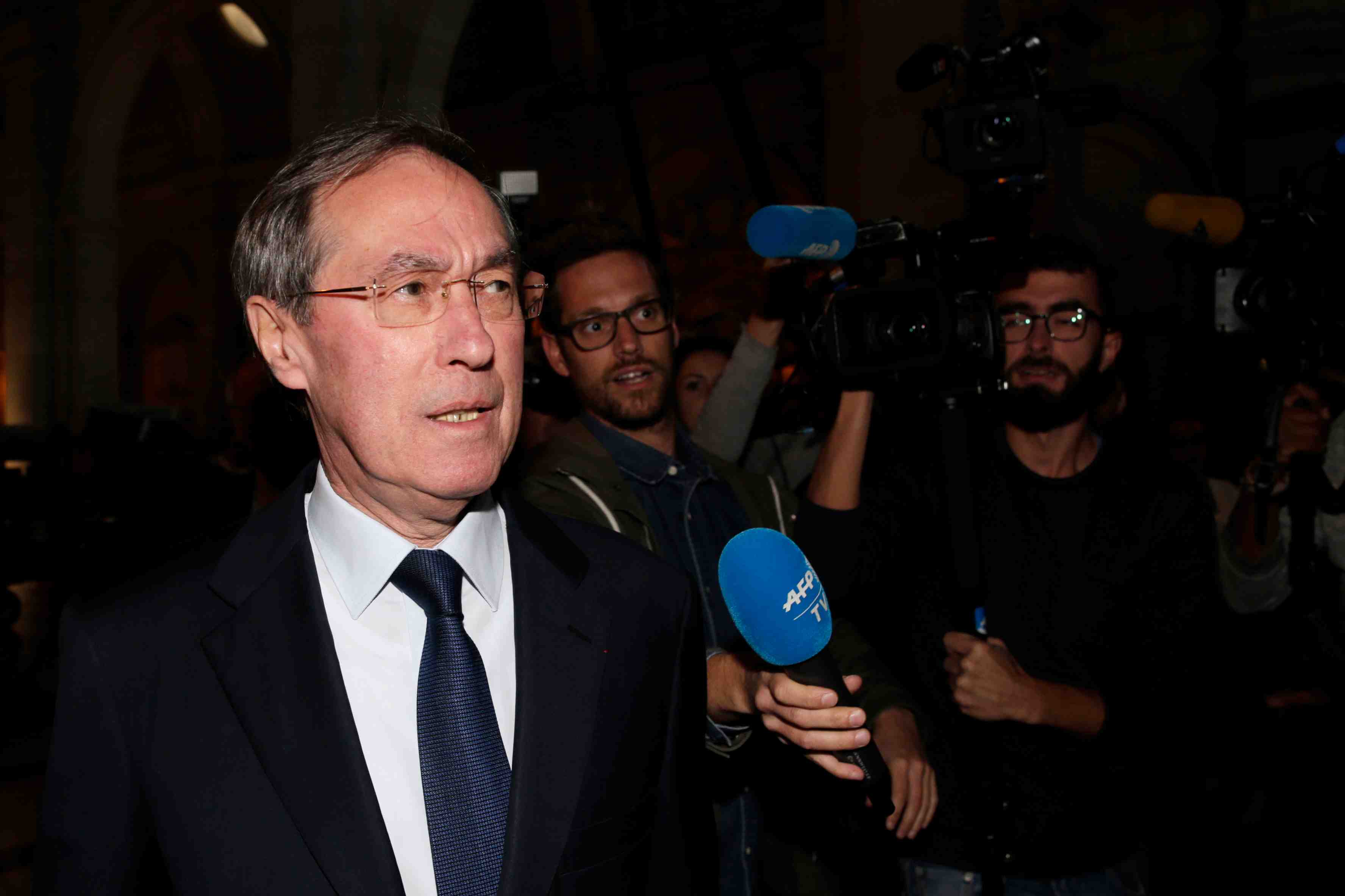 Gueant mis en examen, son avocat depose un recours