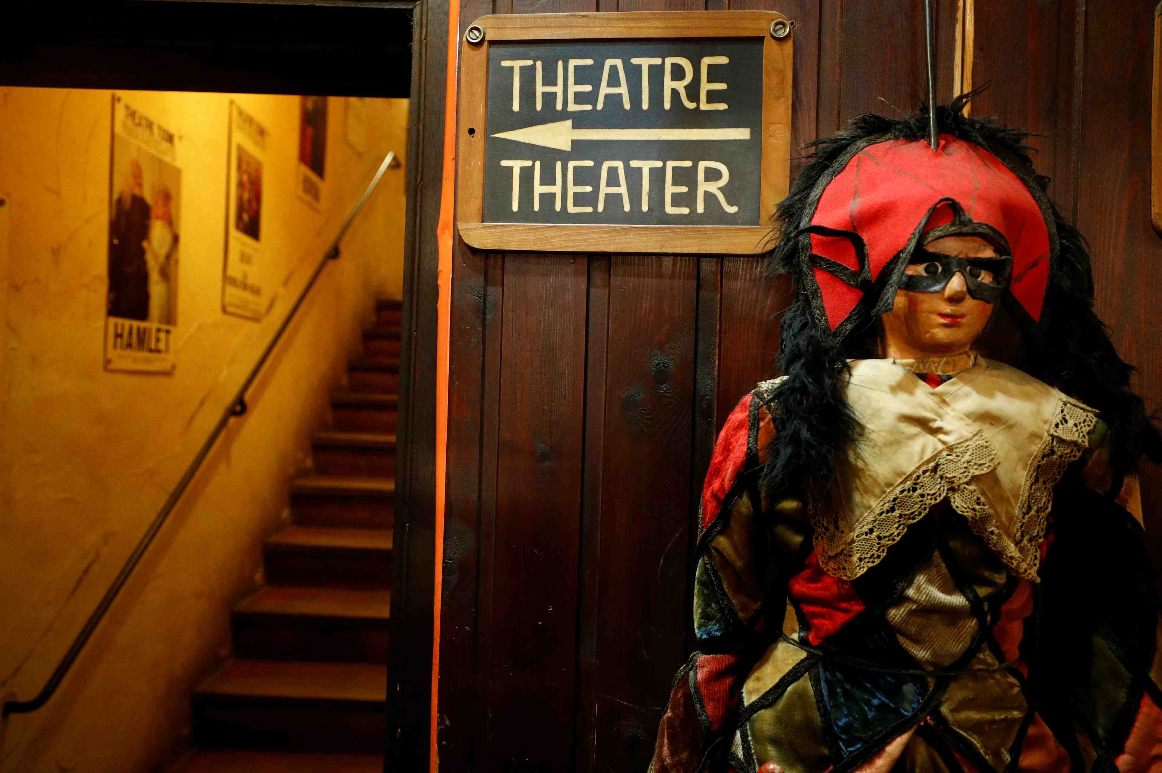 La fermeture des theatres suspendue en belgique