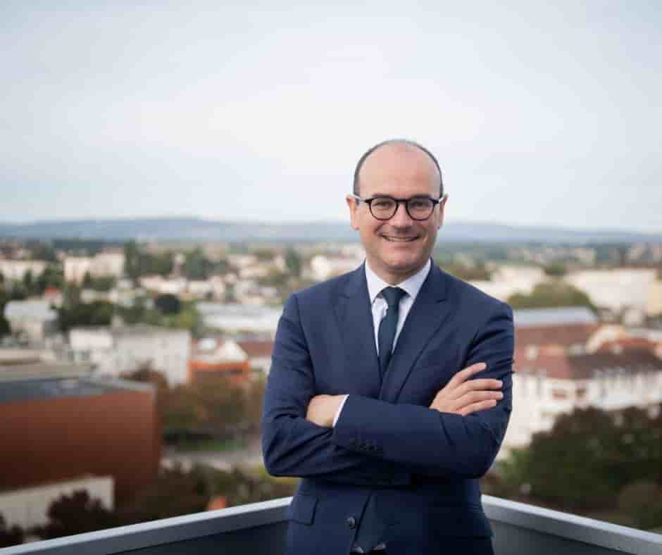 Le député (LR) de Saône-et-Loire Sébastien Martin prépare un texte d'ici à l'été en ce sens.