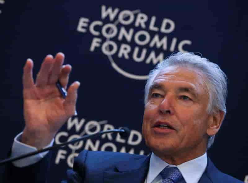 Le président de Nestlé Peter Brabeck prendra sa retraite en 2017