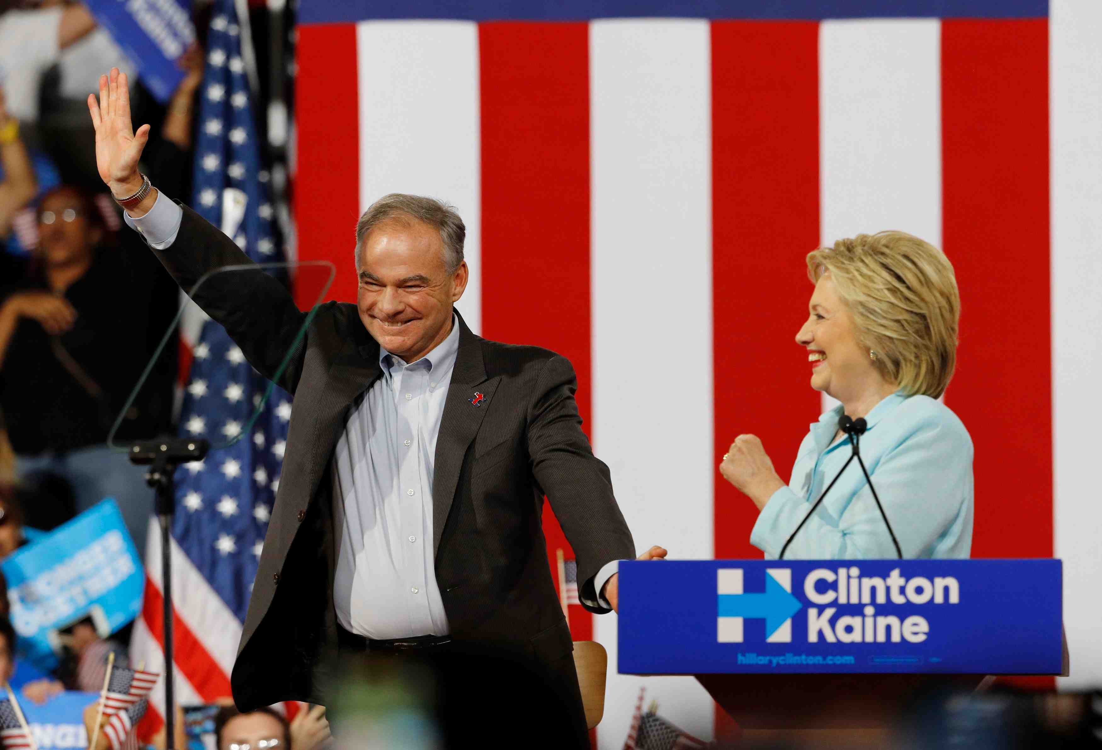 Apres sa nomination comme colistier, tim kaine entre en campagne