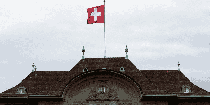 Statu quo a la banque nationale suisse sur la politique monetaire