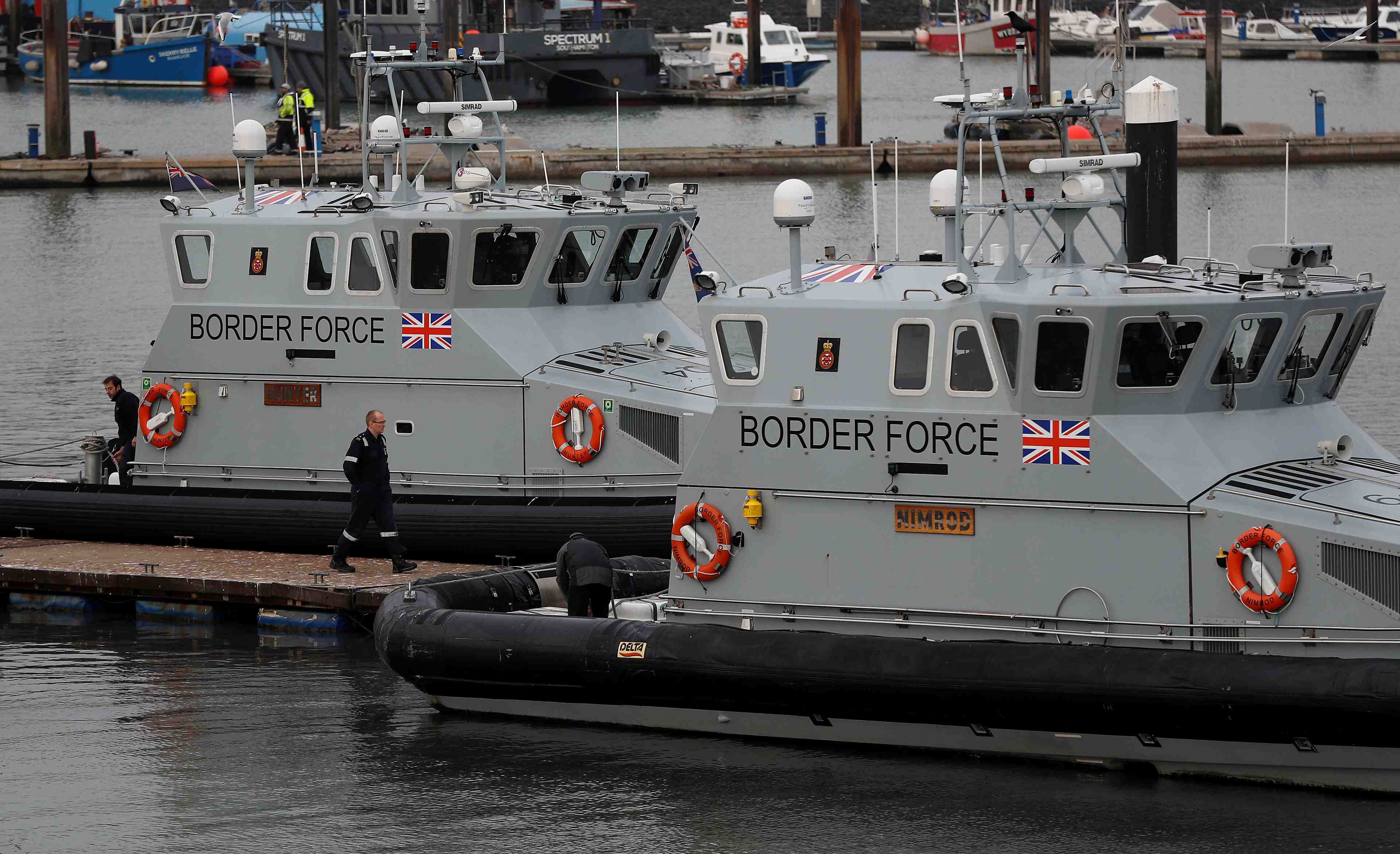 Une quinzaine de migrants secourus au large du kent, selon sky news
