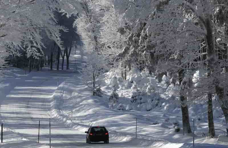 France: circulation perturbee par la neige dans le sud-est