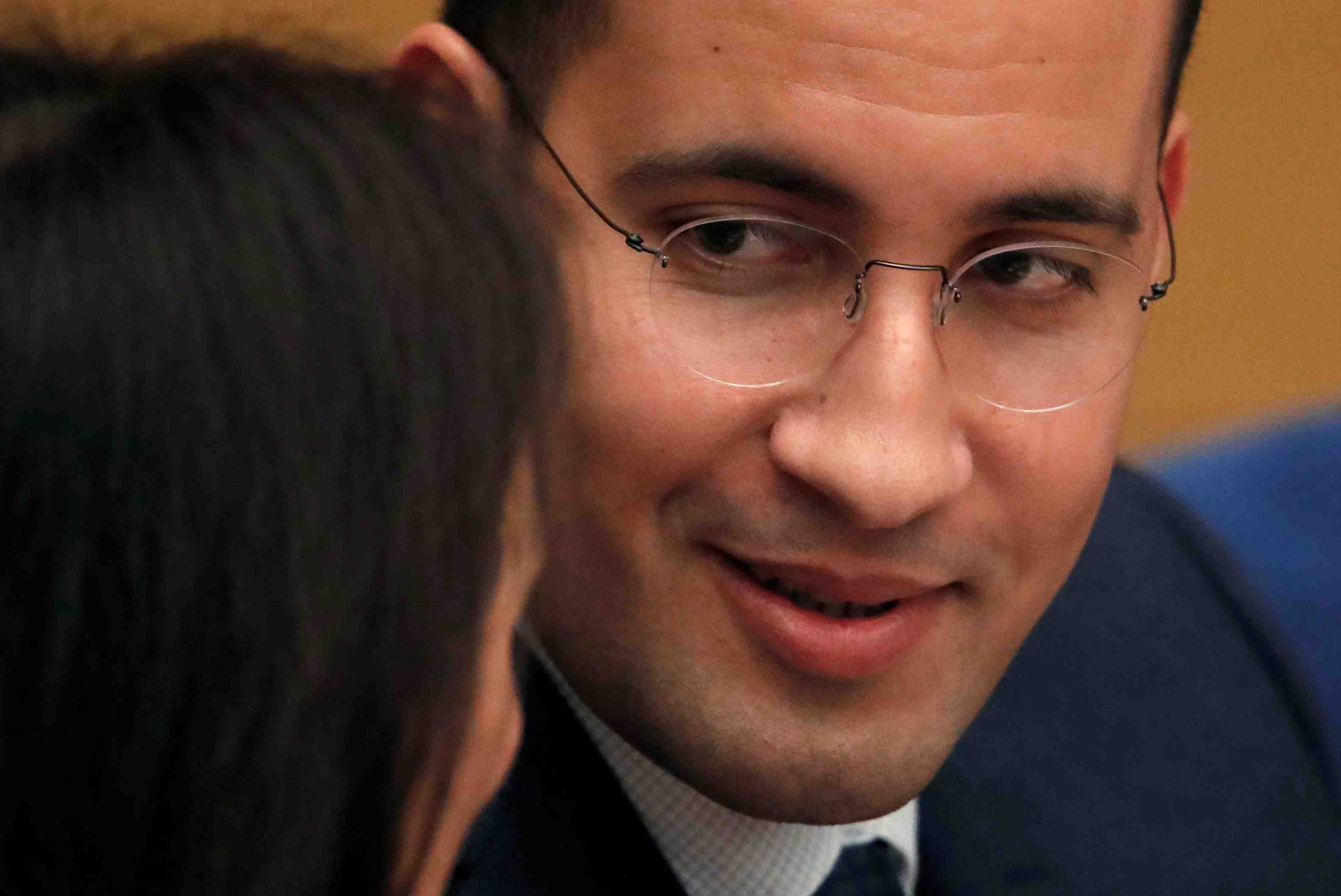 Benalla implique dans des contrats russes a deux millions d'euros