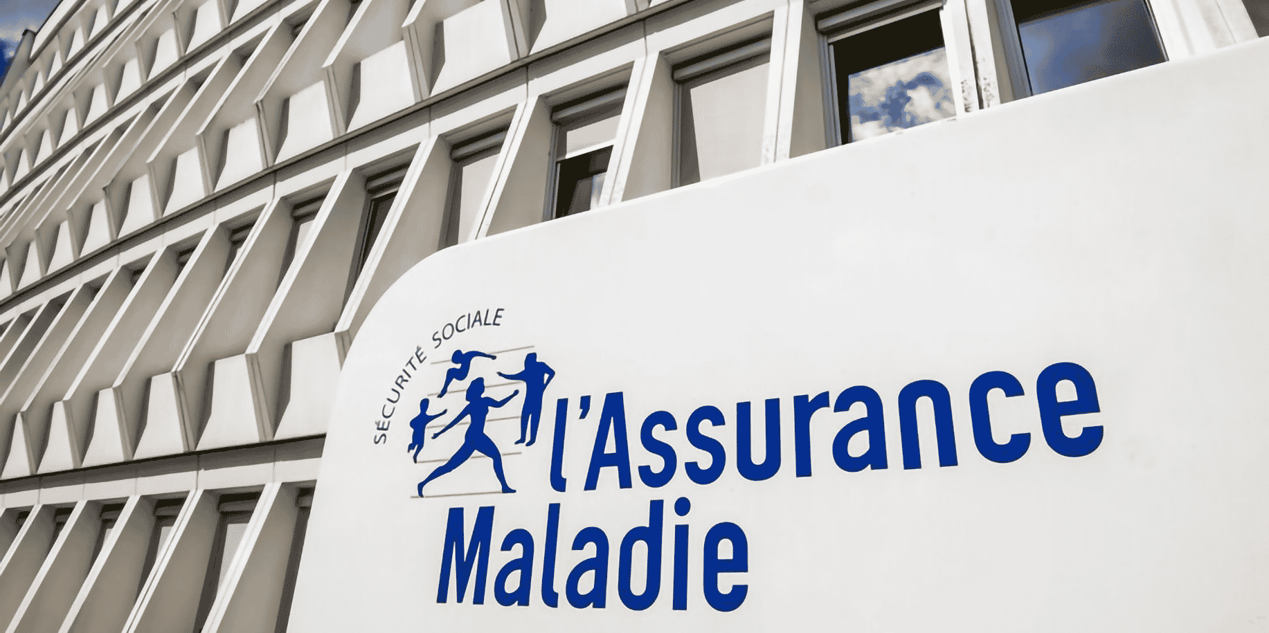 Les Sages ont par ailleurs donné leur feu vert à la non-compensation par l'État à la Sécu des mesures décidées l'an dernier durant la crise des "gilets jaunes".