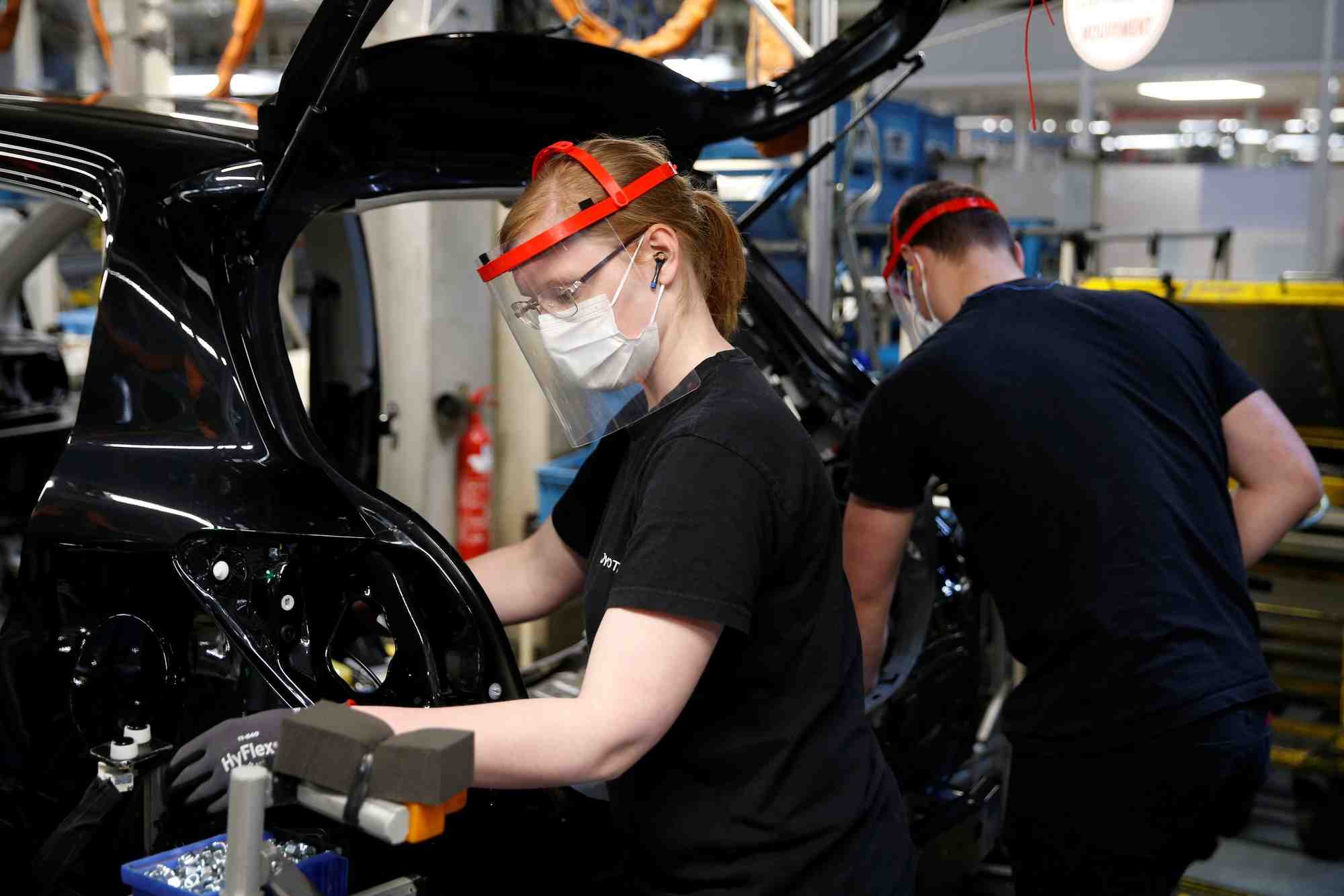 Un protocole contraignant pour la reprise du travail dans la france post-confinement