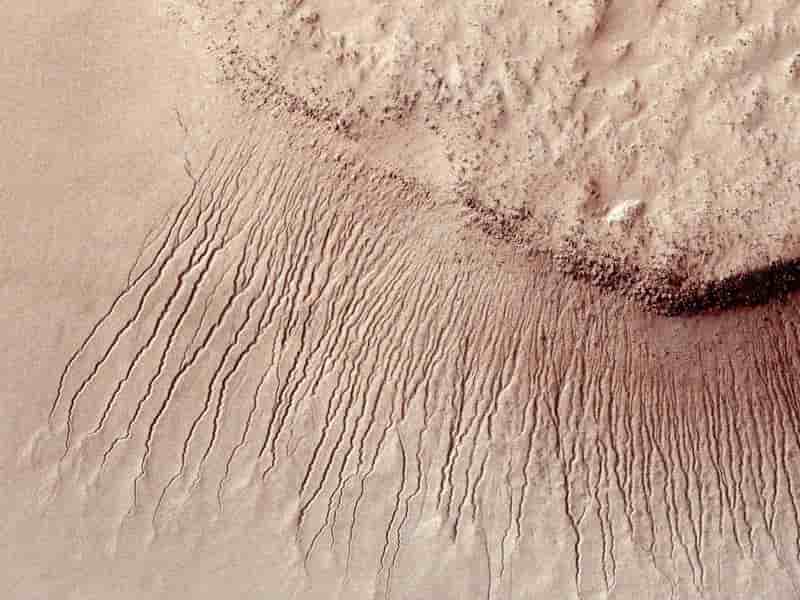 L'Inde envoie son premier engin spatial vers Mars