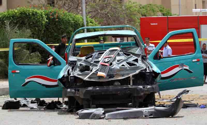 Deux policiers et un militant islamiste tués en Egypte