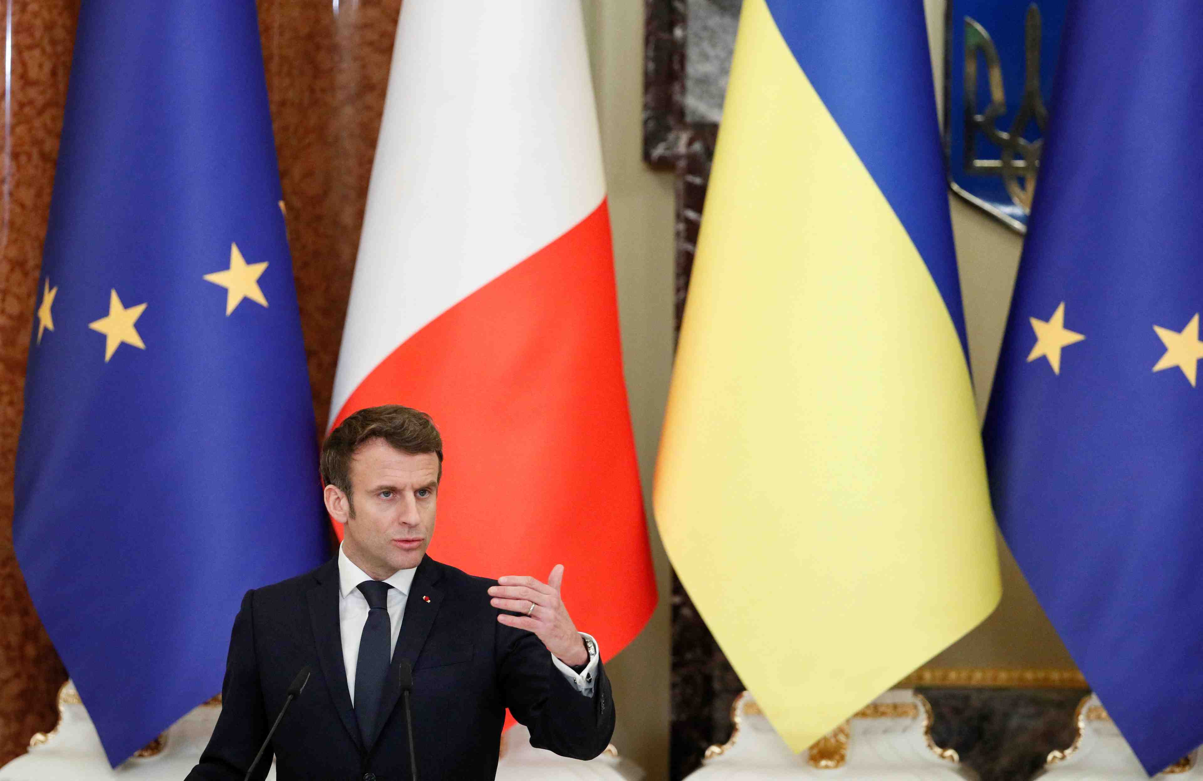 Ukraine: "pas de trahison" durant la visite de macron, dit kiev