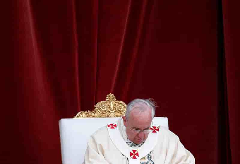 Le pape dénonce la légalisation des drogues douces