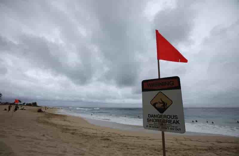 Un ouragan et une tempête tropicale se dirigent vers Hawaï