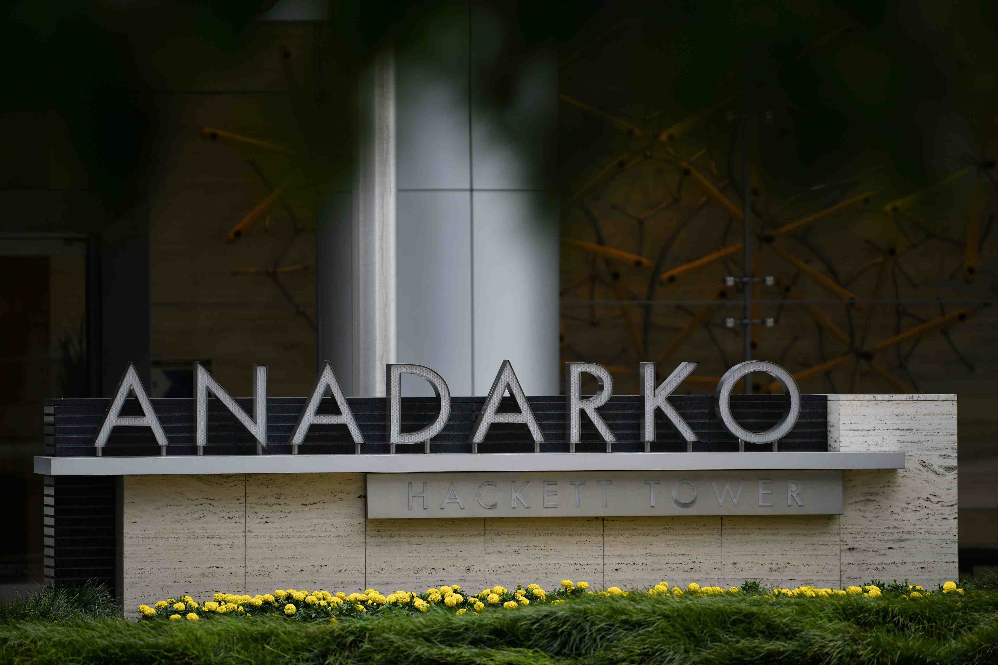 Total finalise le rachat de la part d'anadarko dans mozambique lng