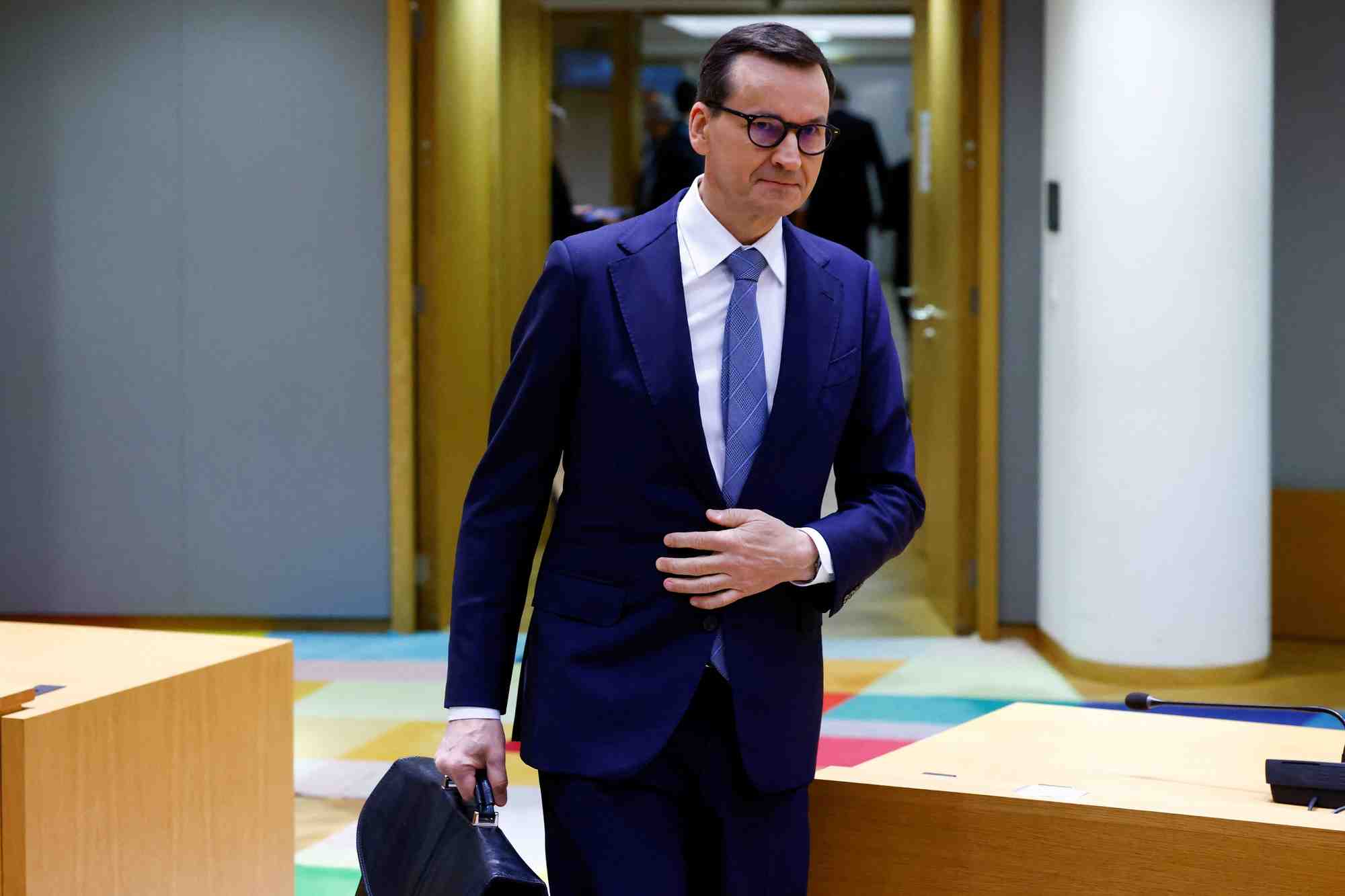 Le premier ministre polonais mateusz morawiecki assiste a un sommet des dirigeants de l'union europeenne a bruxelles